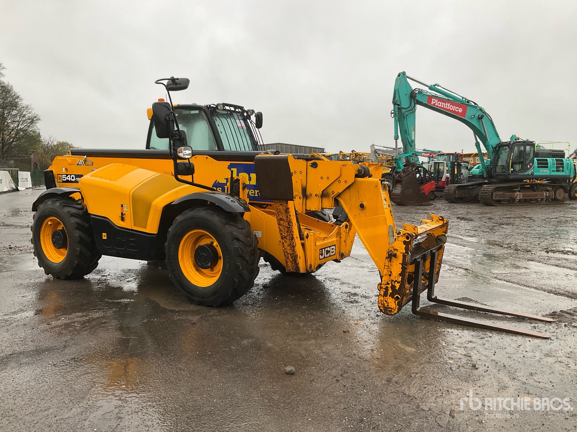 General Appearance with Picture, Right Front Corner