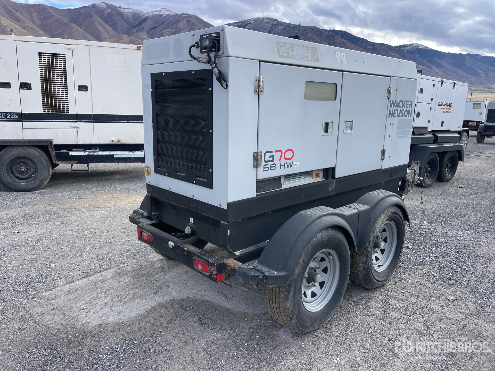 General Appearance with Picture, Right Rear Corner