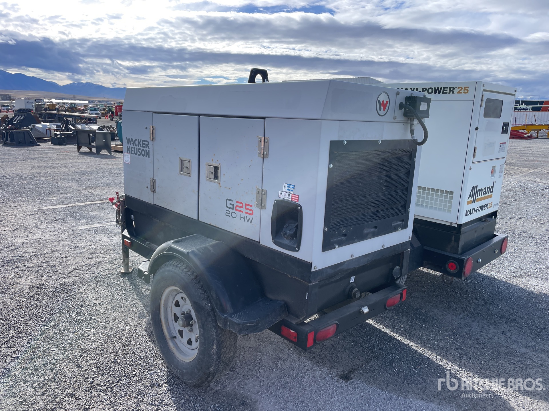 General Appearance with Imagen: esquina trasera izquierda