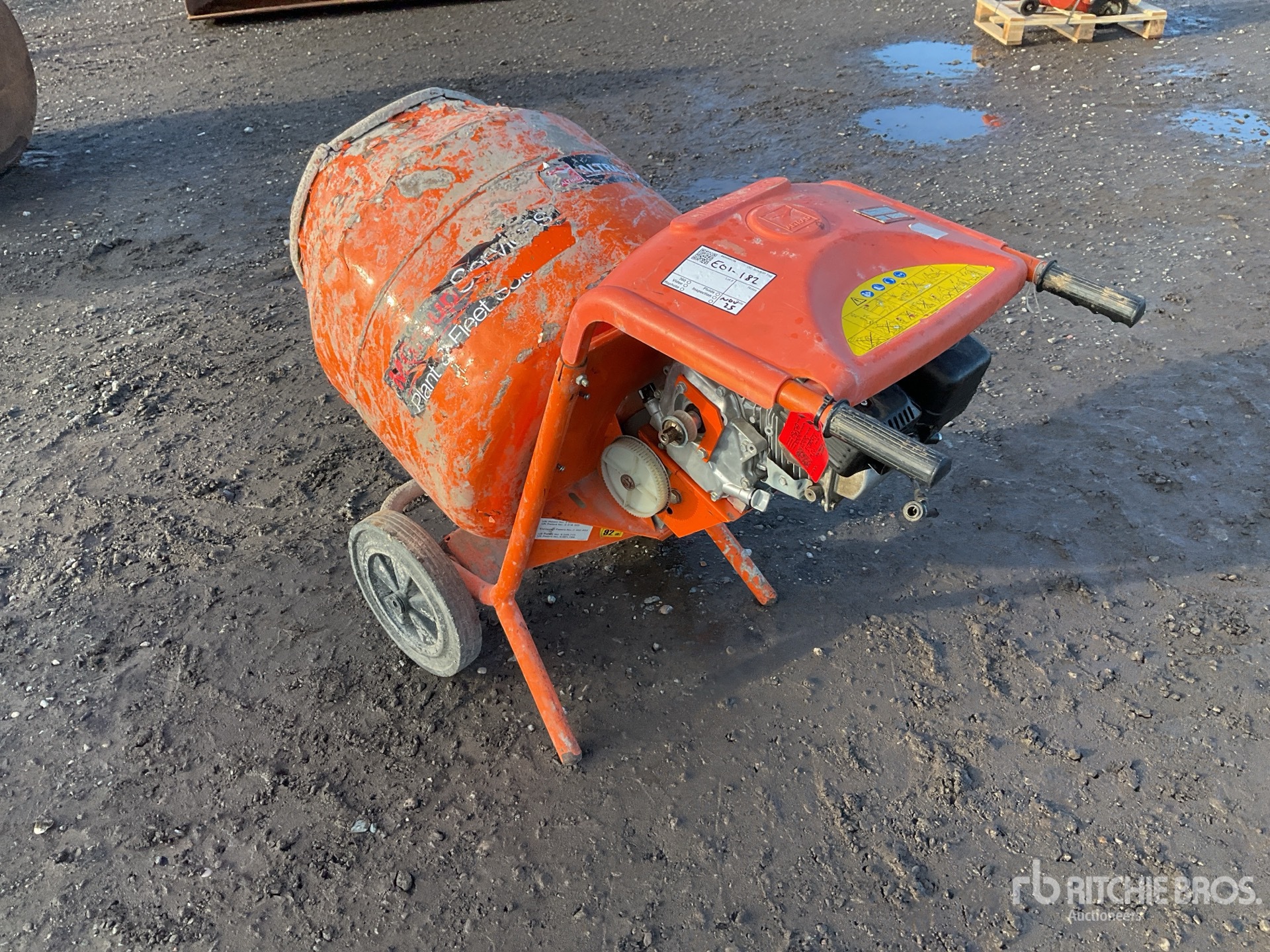 General Appearance with Picture, Right Rear Corner