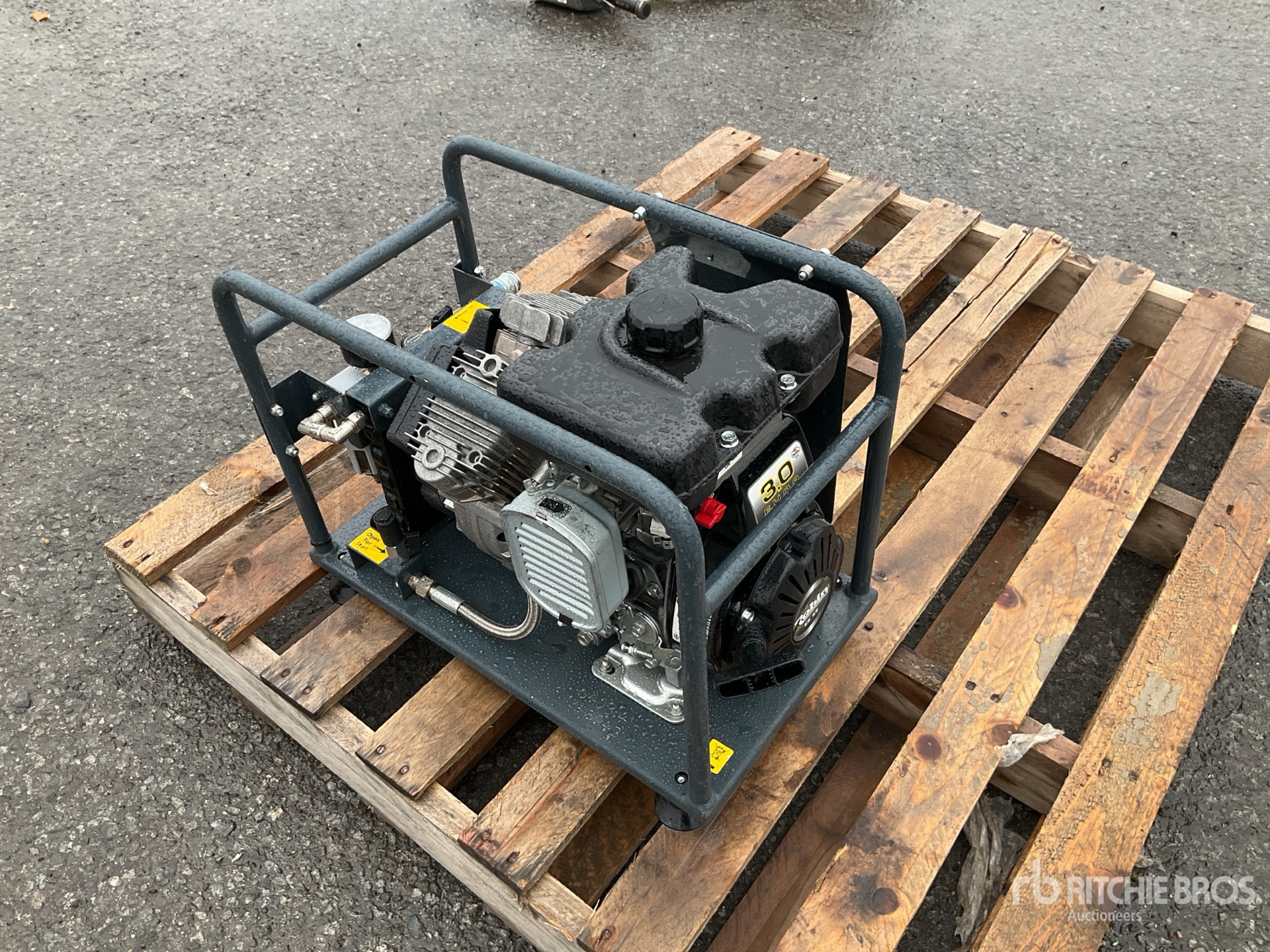 General Appearance with Picture, Left Rear Corner