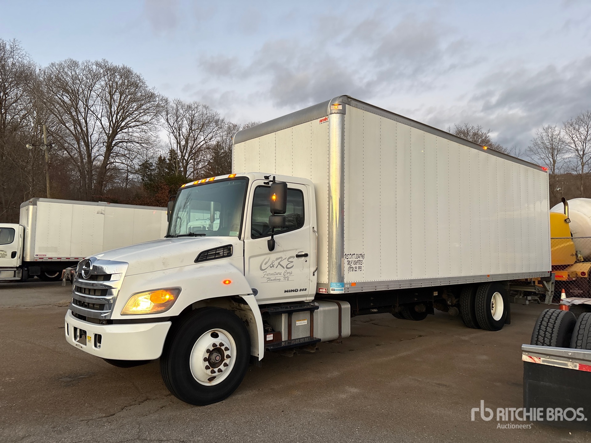 General Appearance with Featured Photo