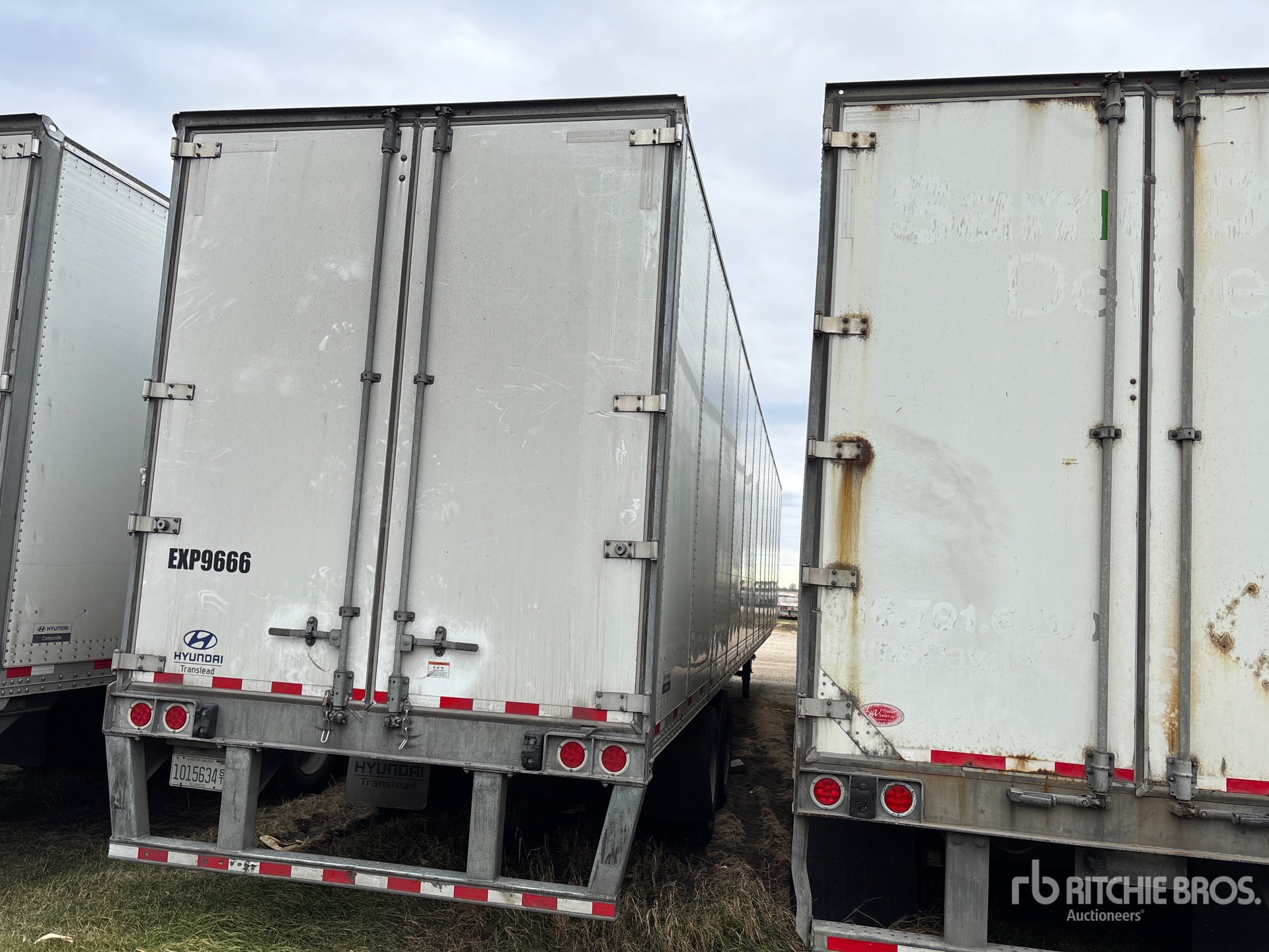 General Appearance with Imagen: esquina trasera derecha