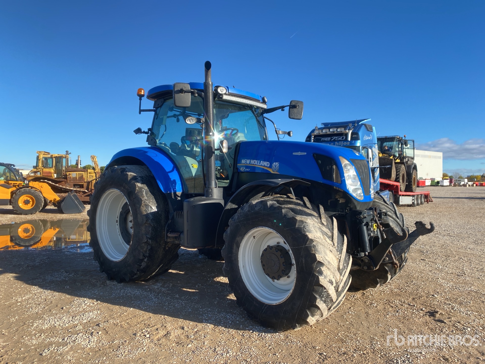 General Appearance with Foto, angolo anteriore destro