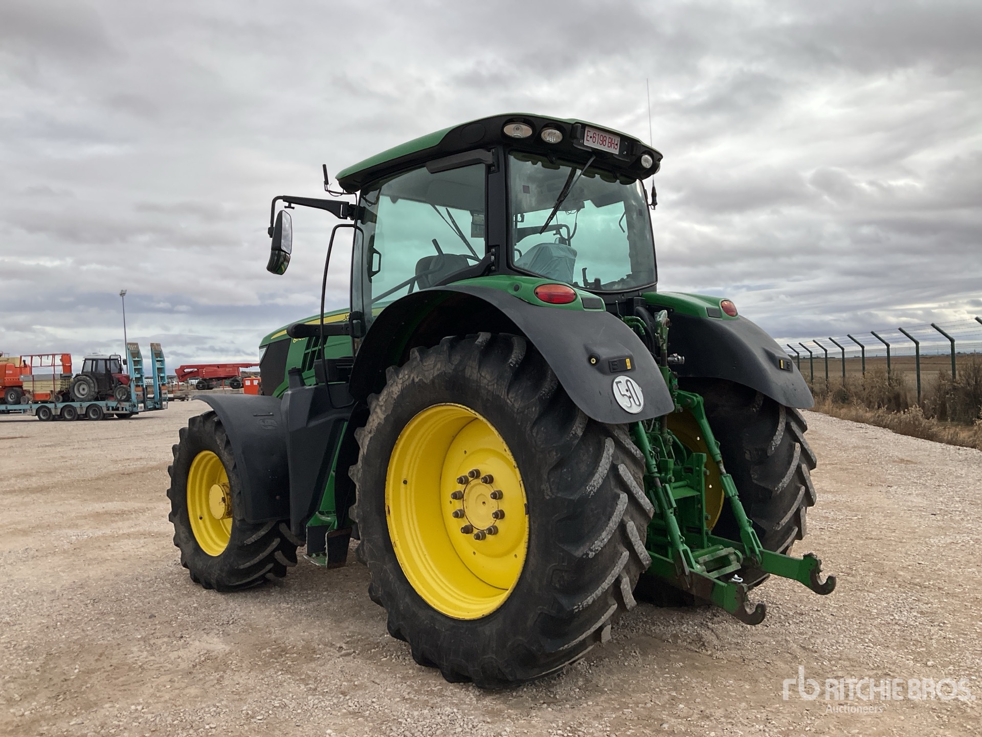 Aspect général with Image, coin arrière gauche