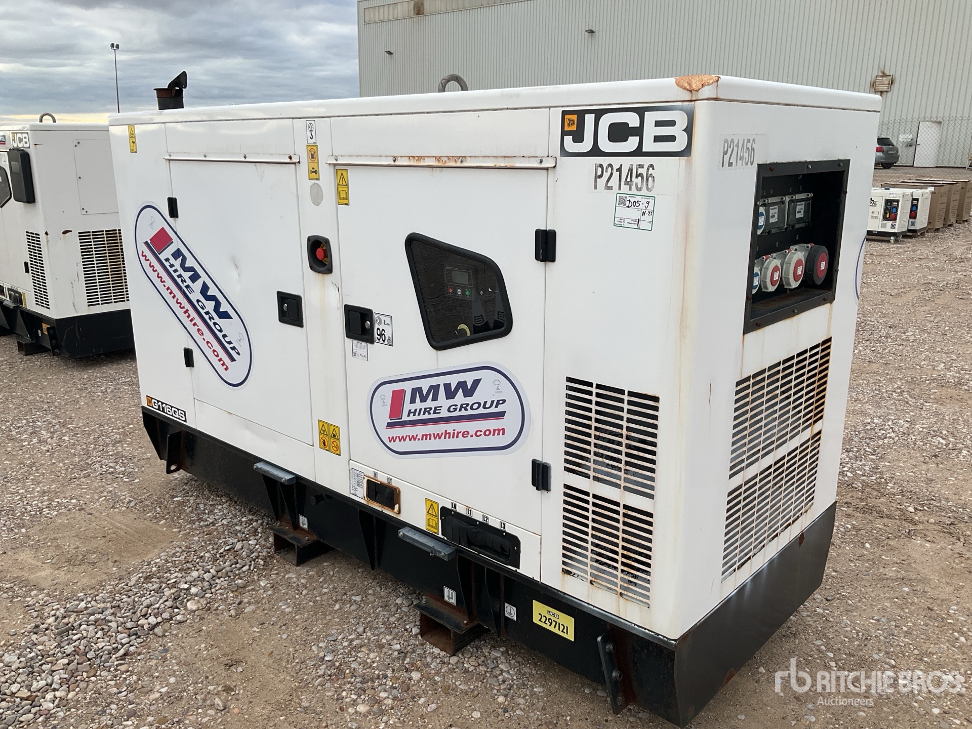 Aspect général with Image, coin avant droit