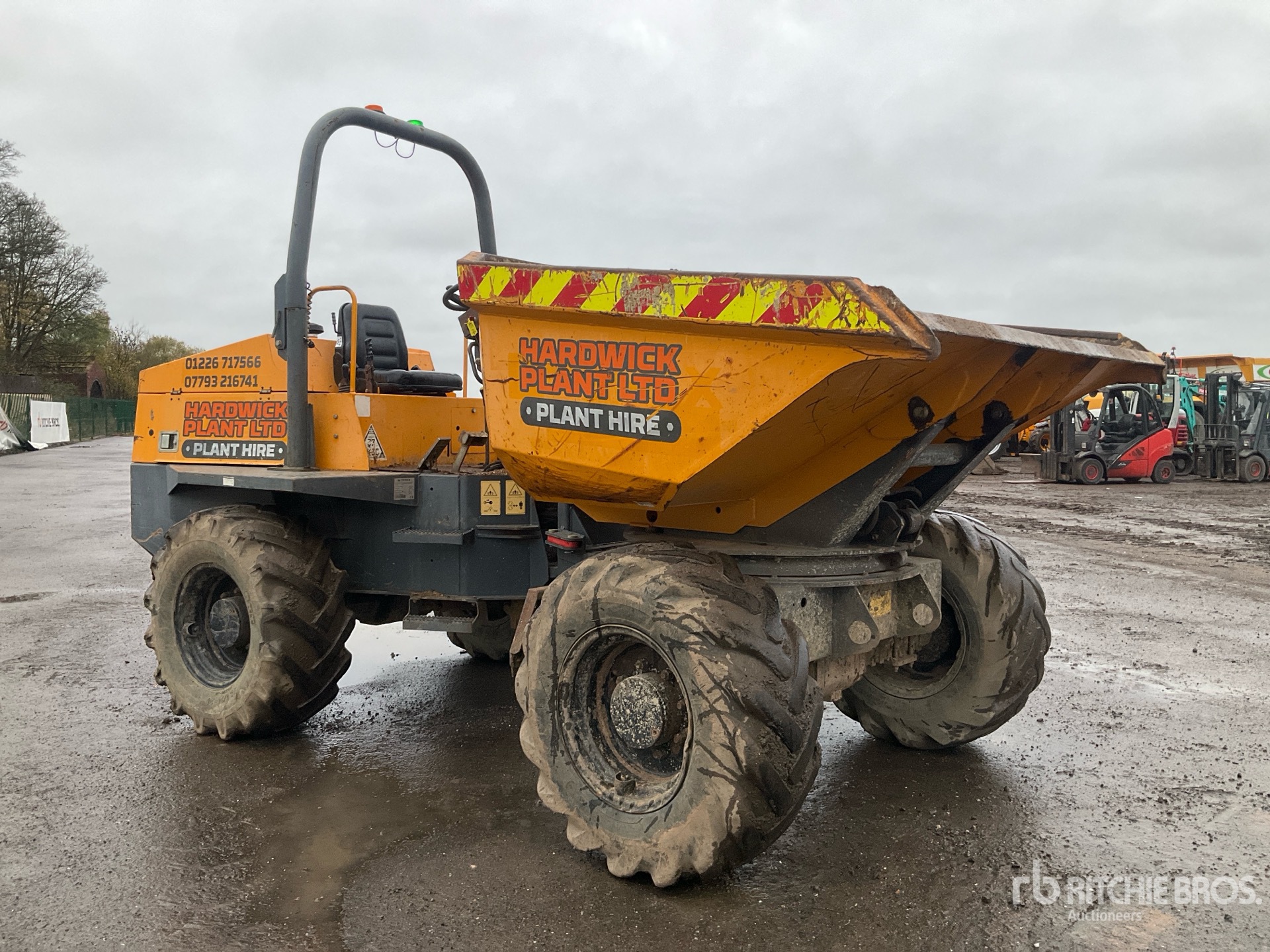 General Appearance with Picture, Right Front Corner