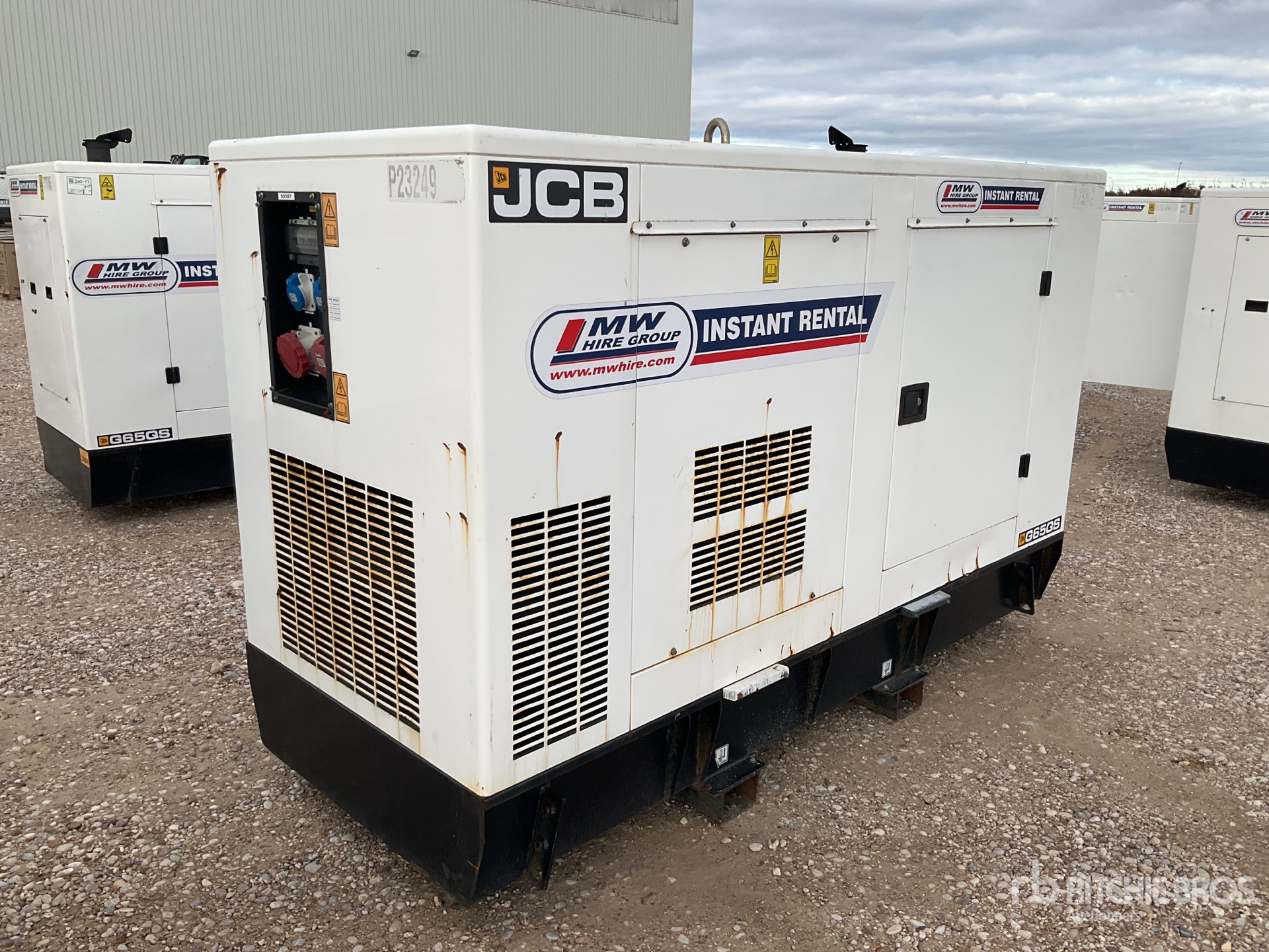 General Appearance with Picture, Right Rear Corner