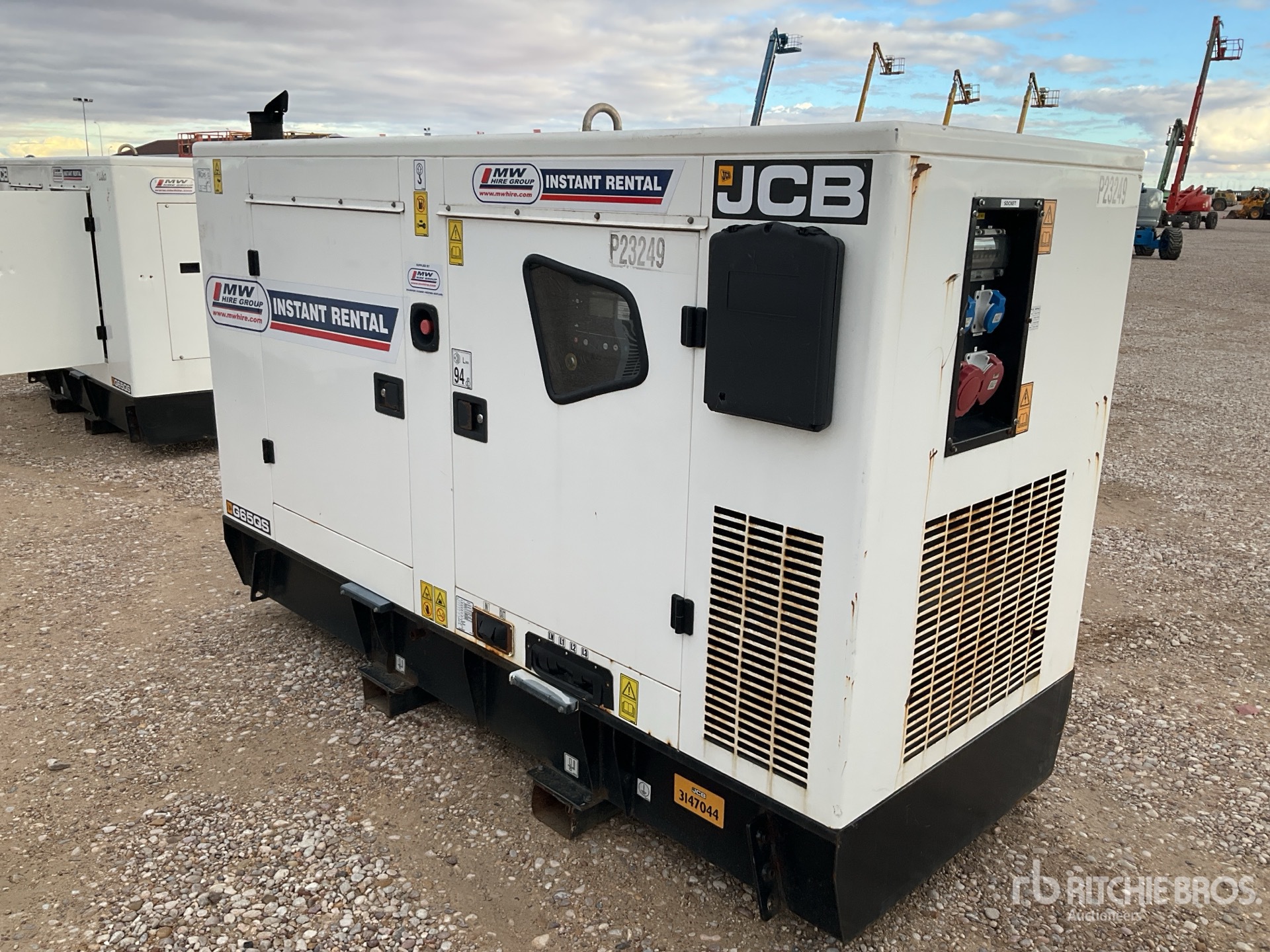 General Appearance with Picture, Right Front Corner