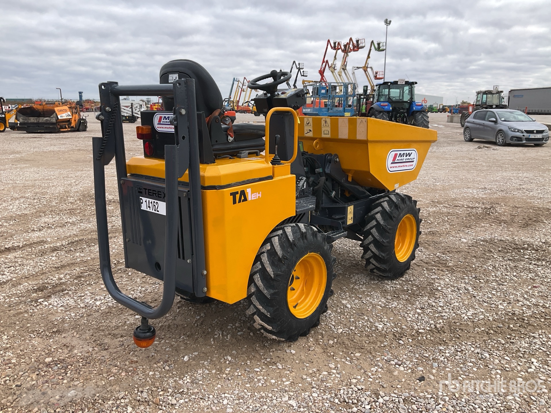 General Appearance with Bild, Ecke hinten rechts