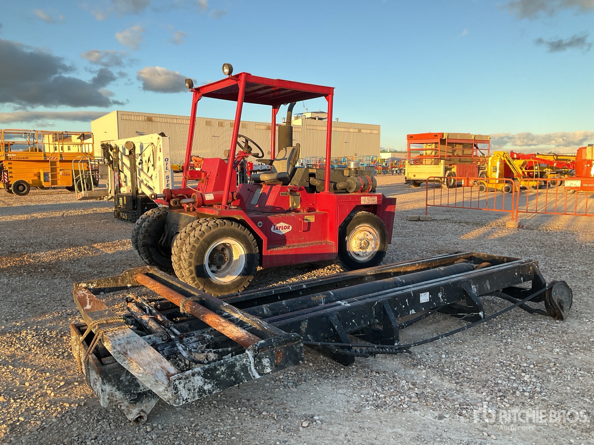 General Appearance with Picture, Left Front Corner