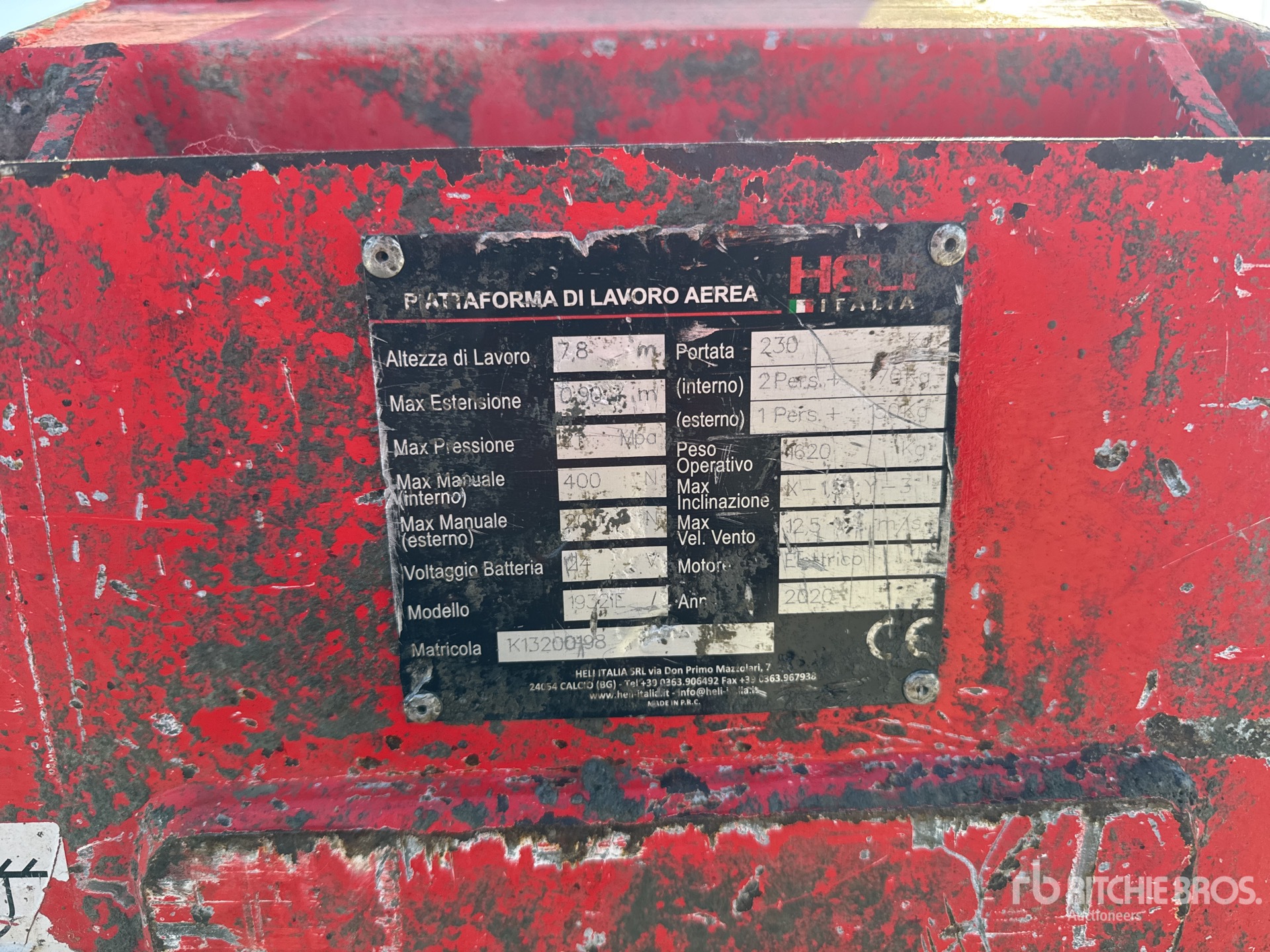 General Appearance with Numéro de série/Numéro d'identification du véhicule automobile