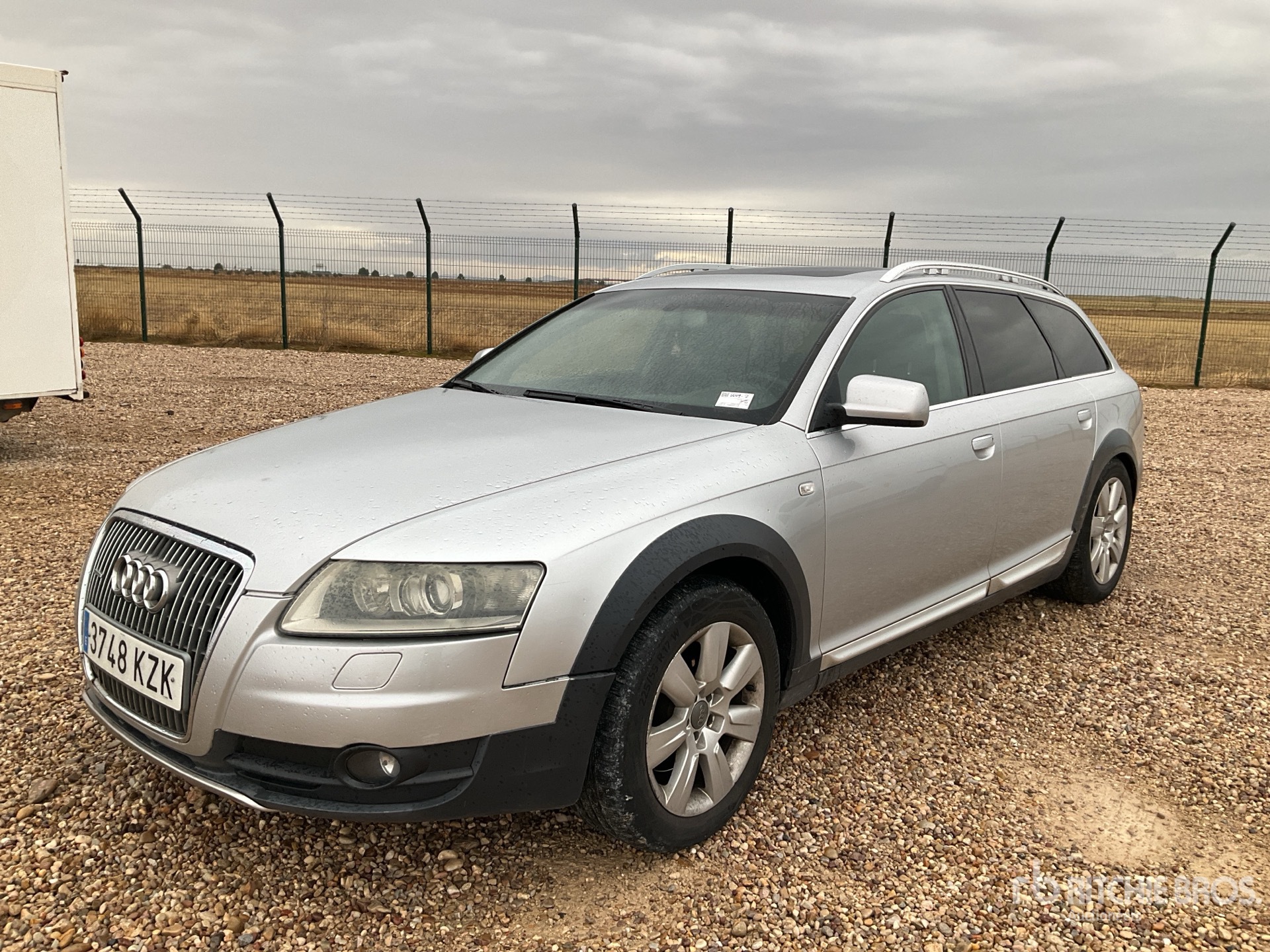 General Appearance with Operation Video