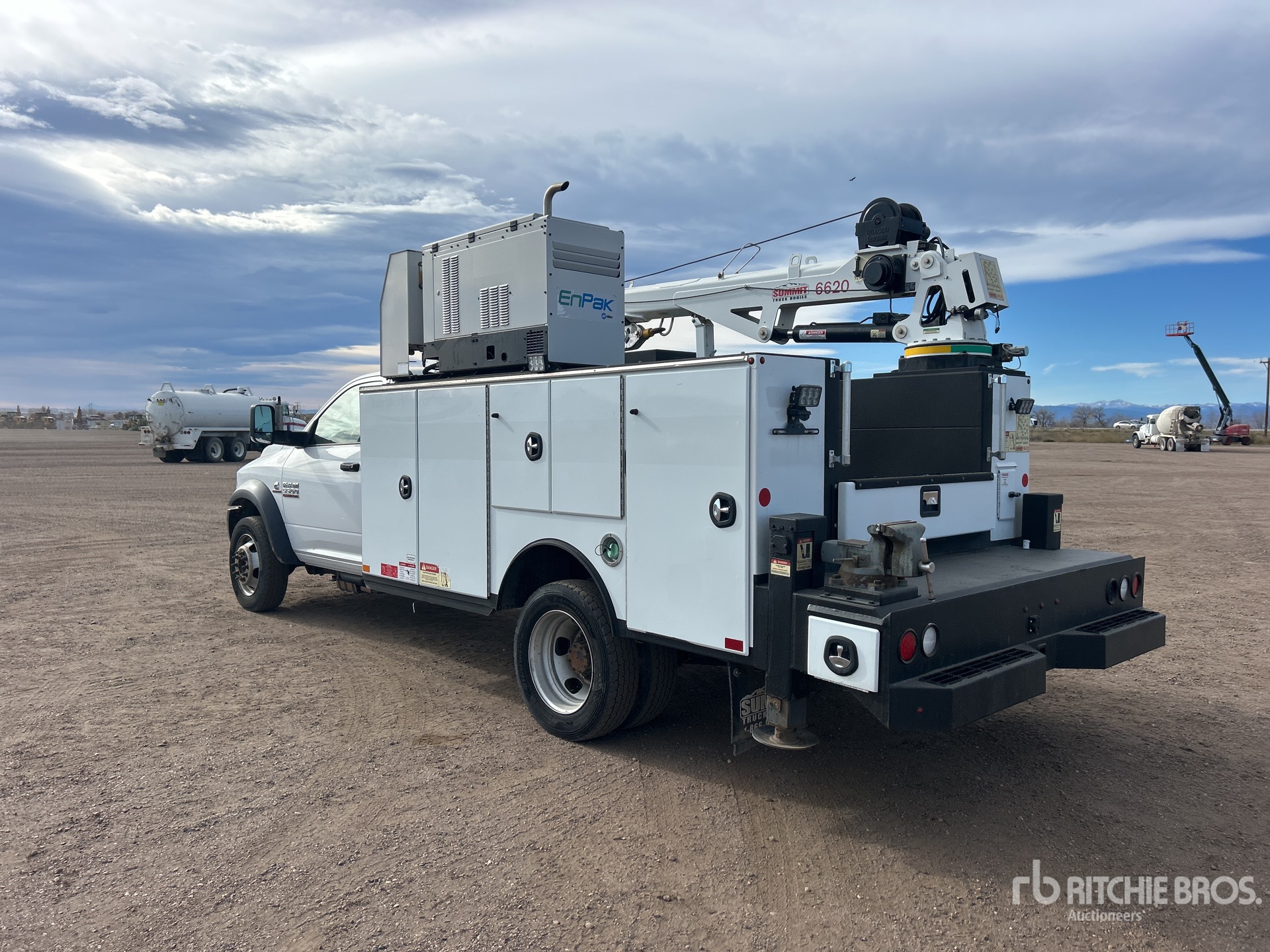 General Appearance with Picture, Left Rear Corner