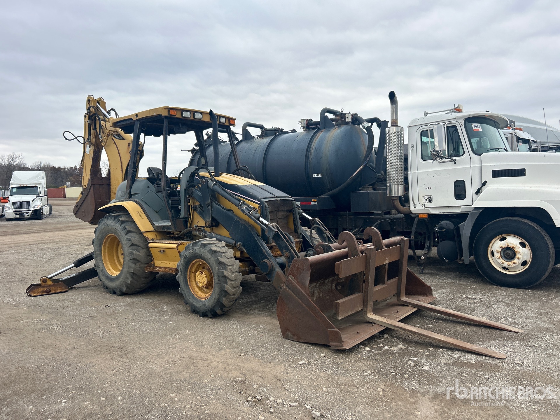 General Appearance with Foto, angolo anteriore destro