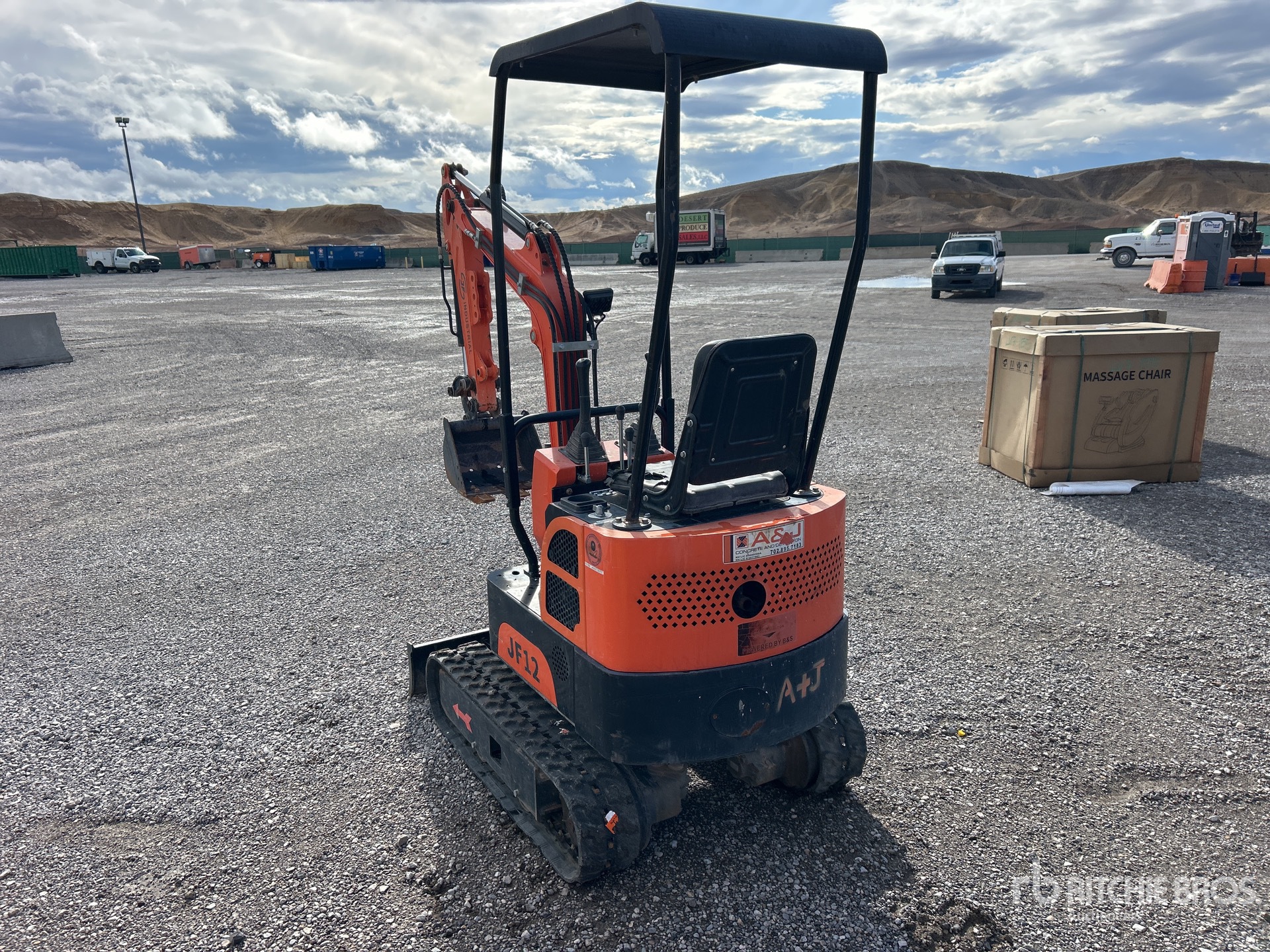 General Appearance with Picture, Left Rear Corner