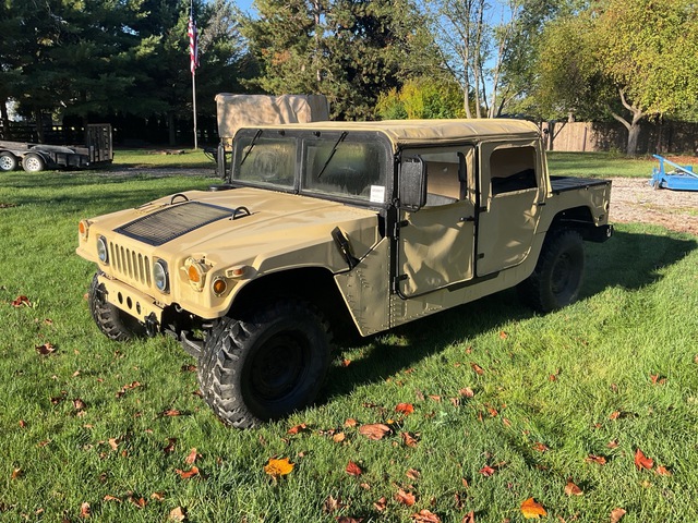1991 AM General M998 HMMWV 4 Door Soft Top w/Truck Body
