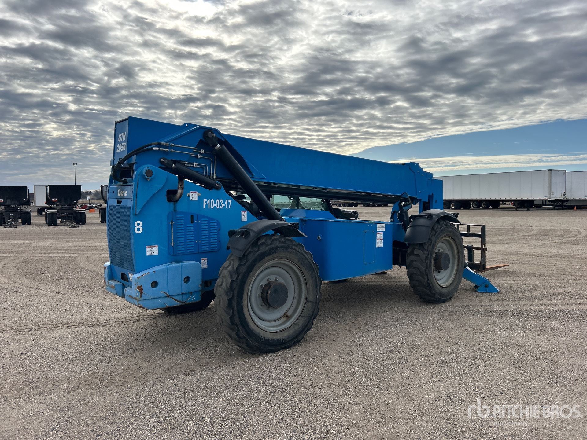 General Appearance with Bild, Ecke hinten rechts