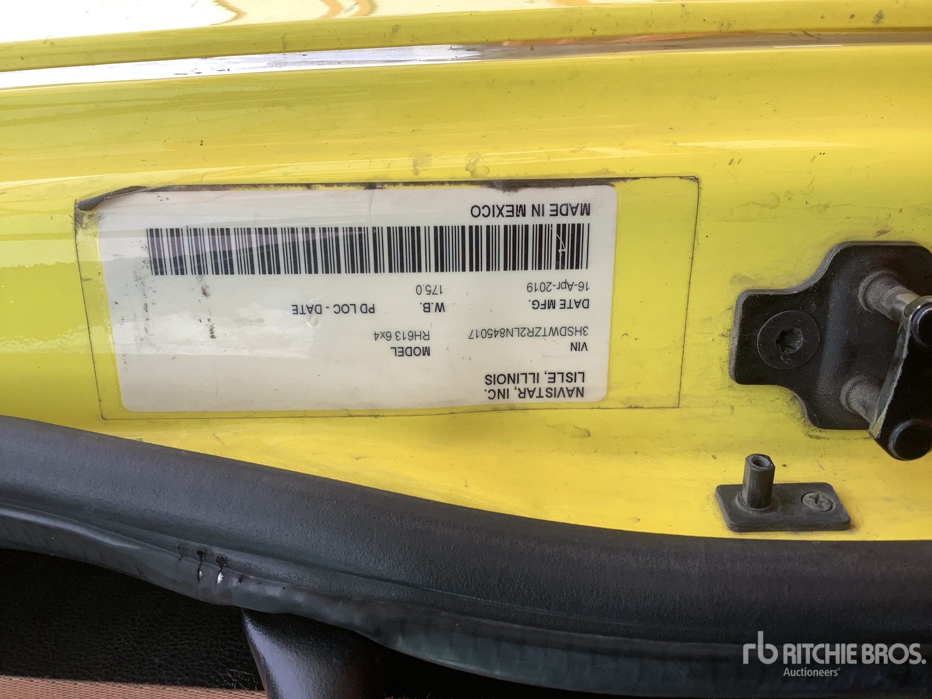 General Appearance with Numer seryjny/numer identyfikacyjny pojazdu