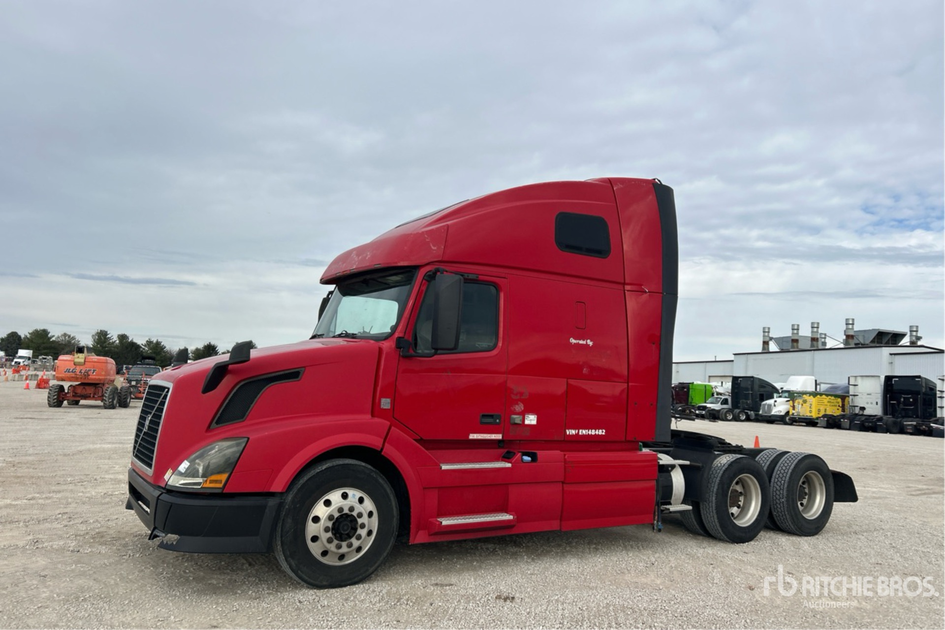 General Appearance with Bild, Ecke vorne links