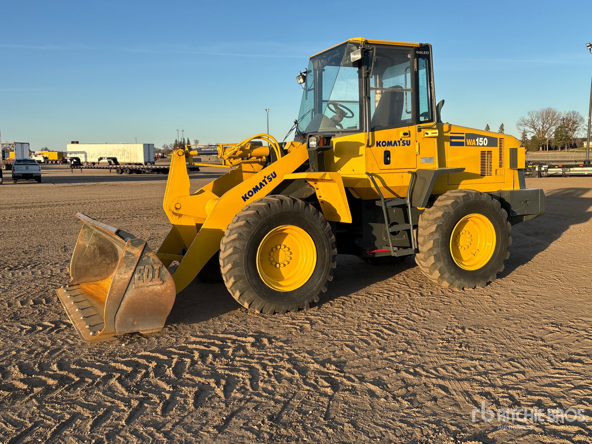 General Appearance with Featured Photo