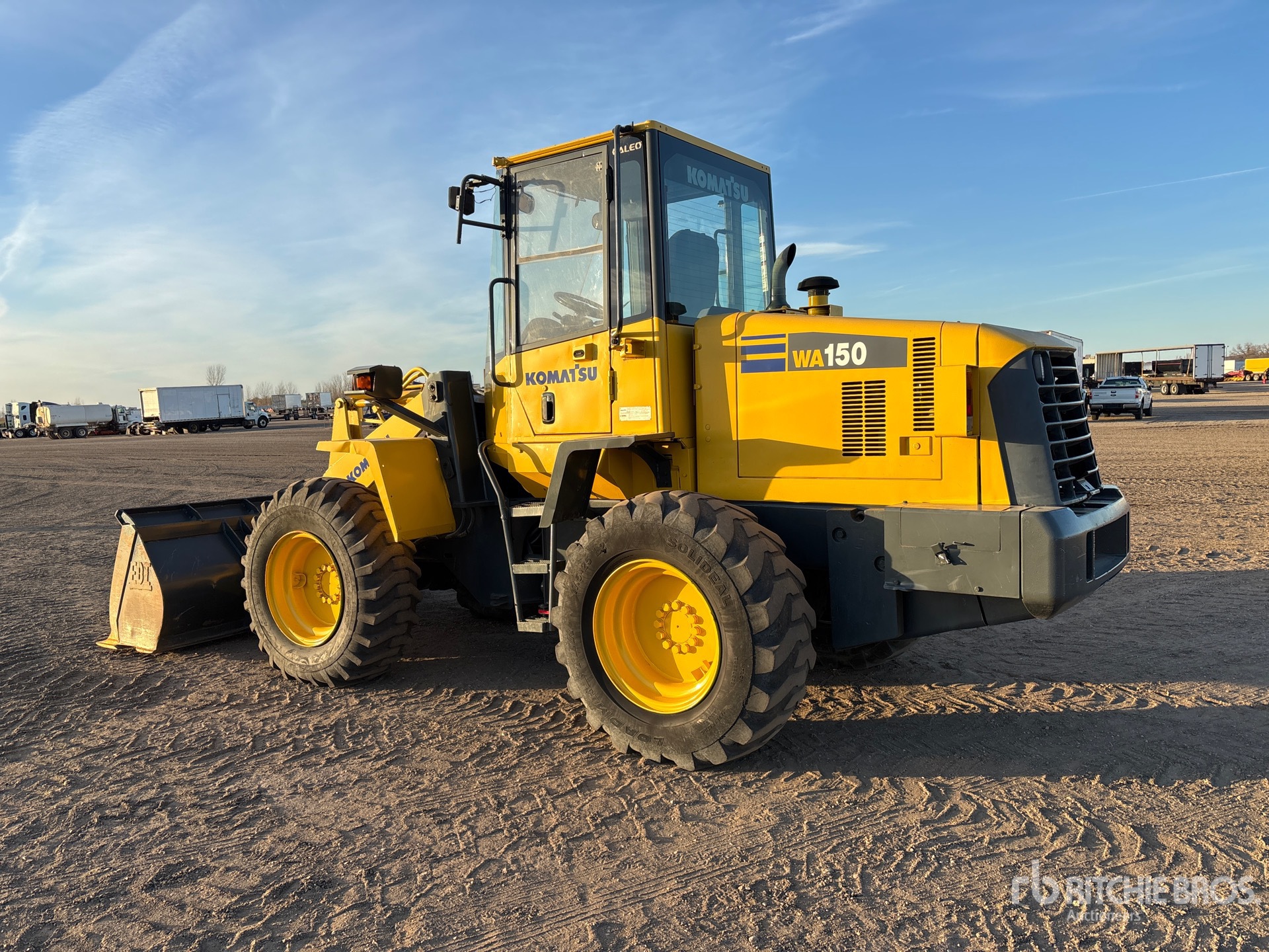 General Appearance with Imagen: esquina trasera izquierda