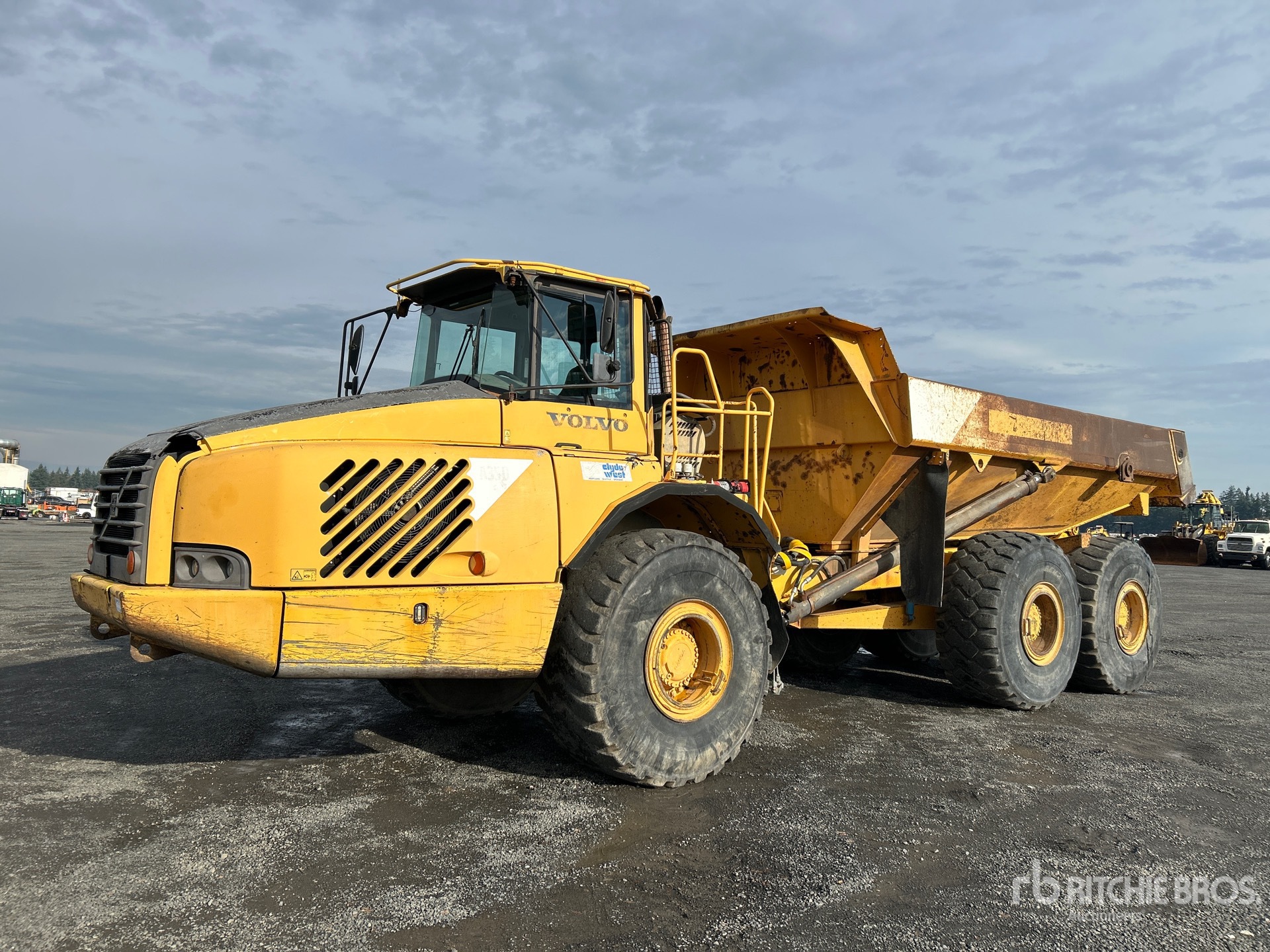 General Appearance with Imagen: esquina delantera izquierda