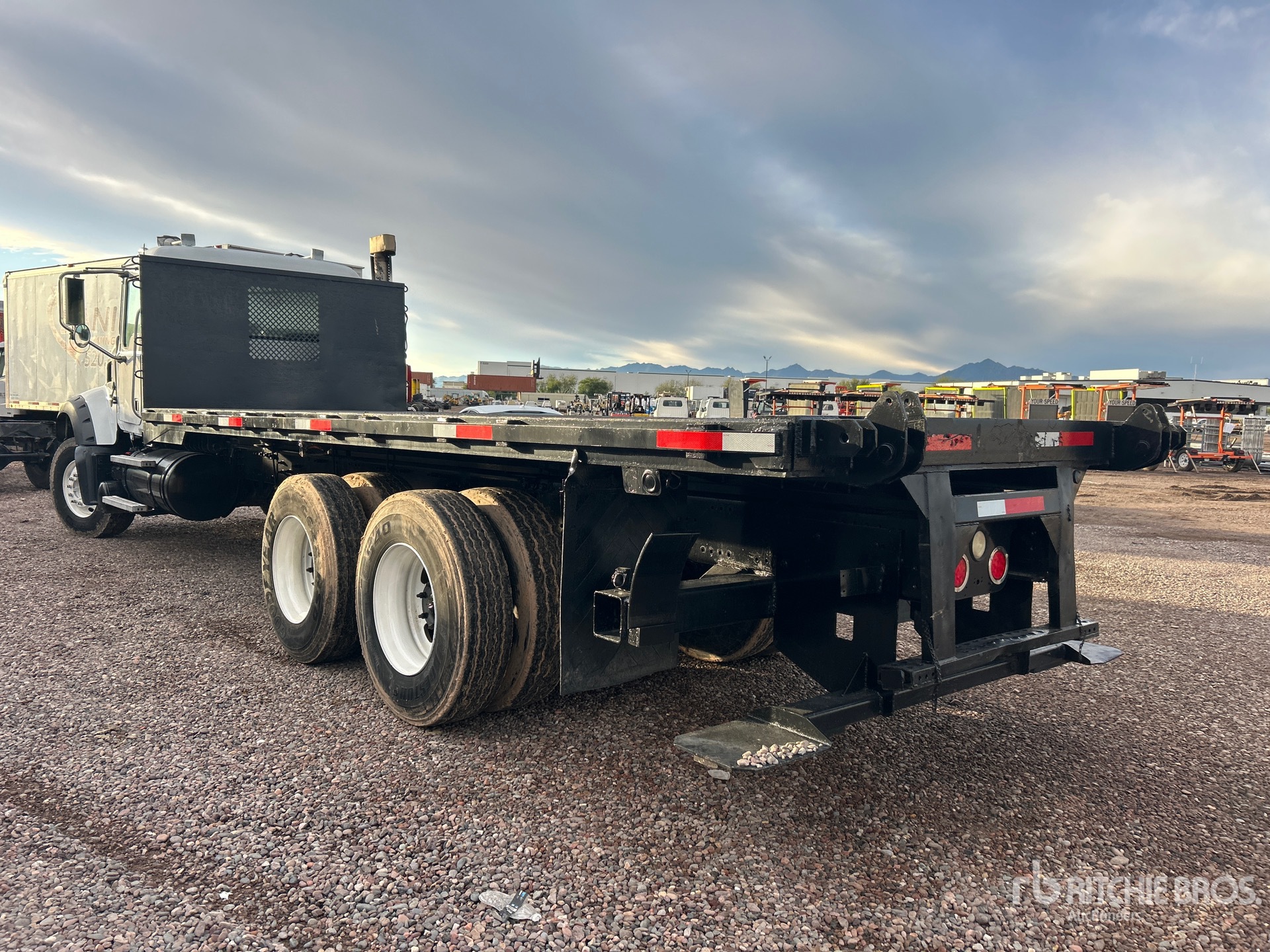 General Appearance with Image, coin arrière gauche