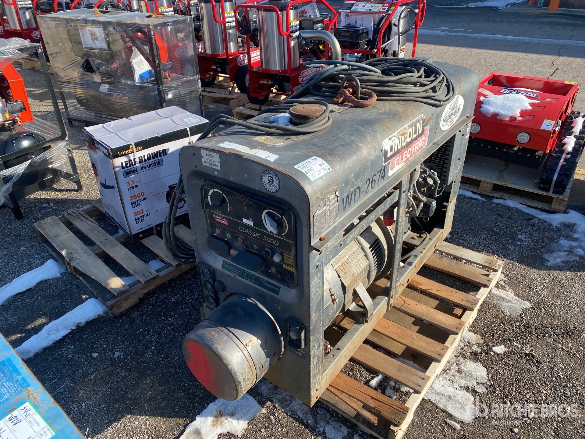 General Appearance with Image, coin avant gauche