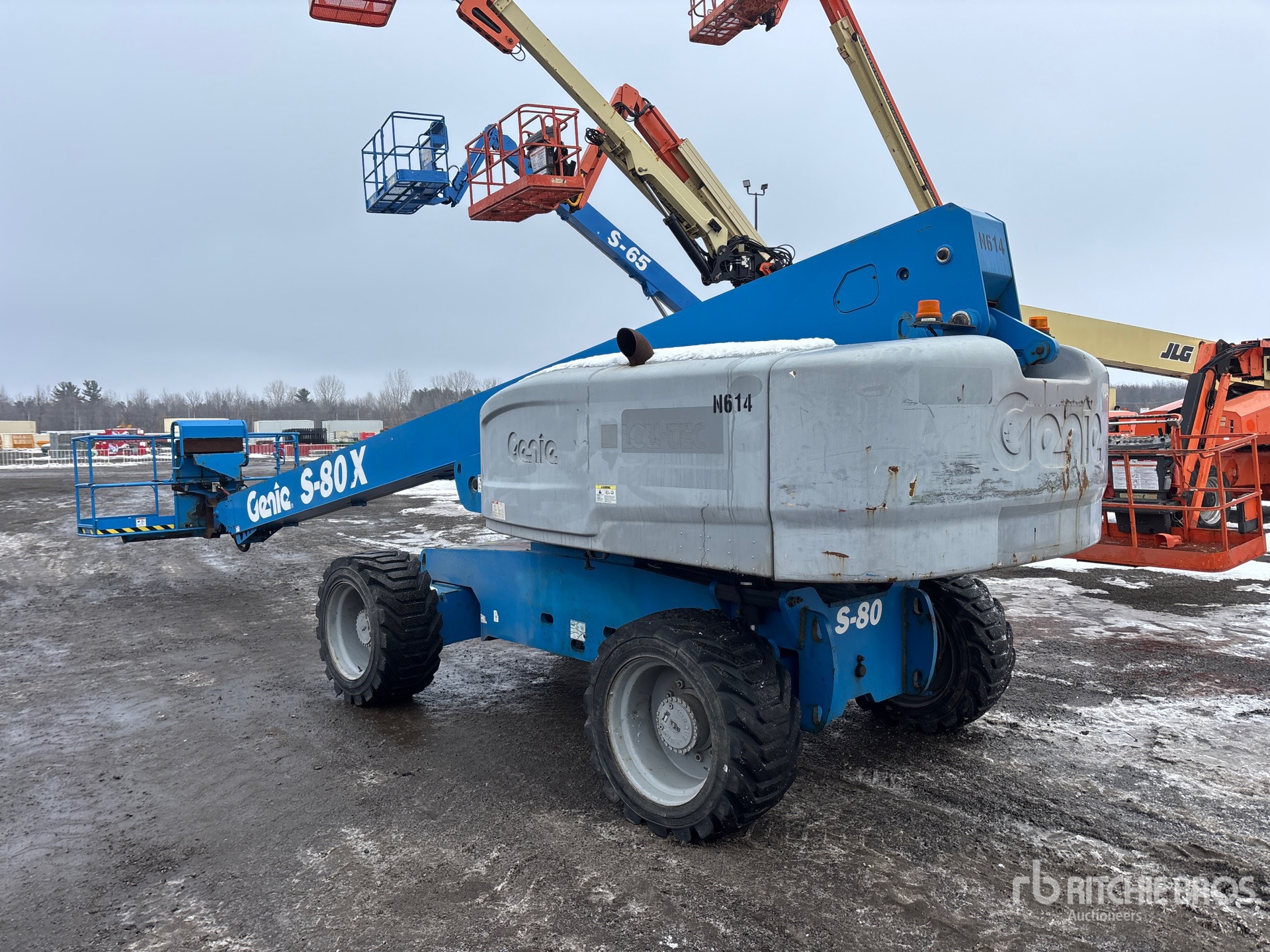 General Appearance with Imagen: esquina trasera izquierda