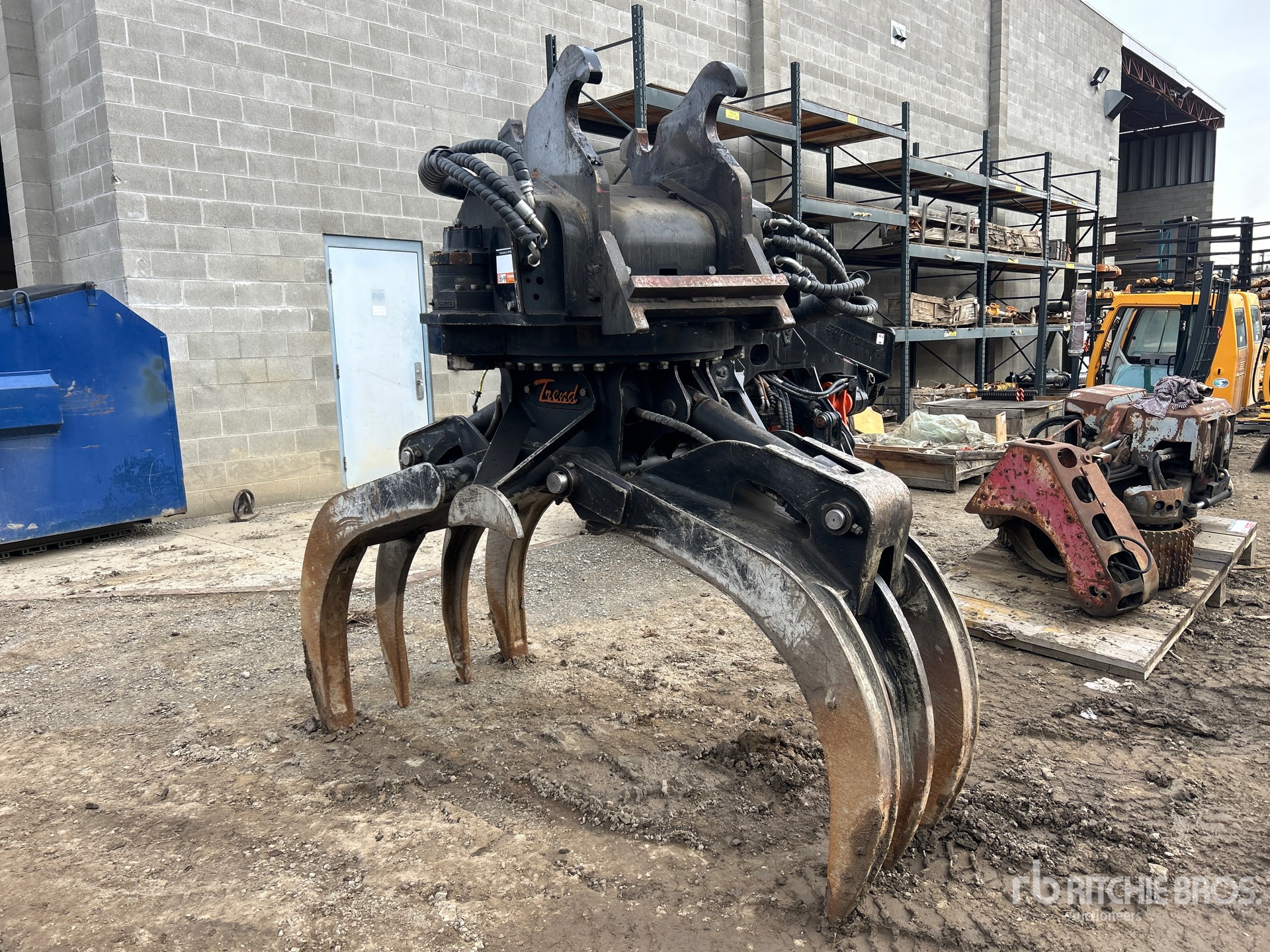 Aspect général with Image, coin avant gauche