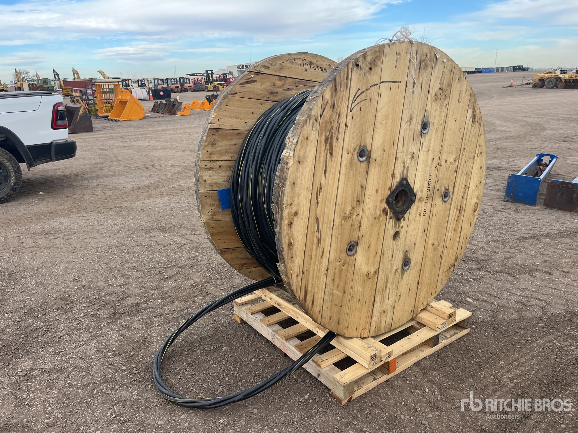 General Appearance with Bild, Ecke vorne rechts