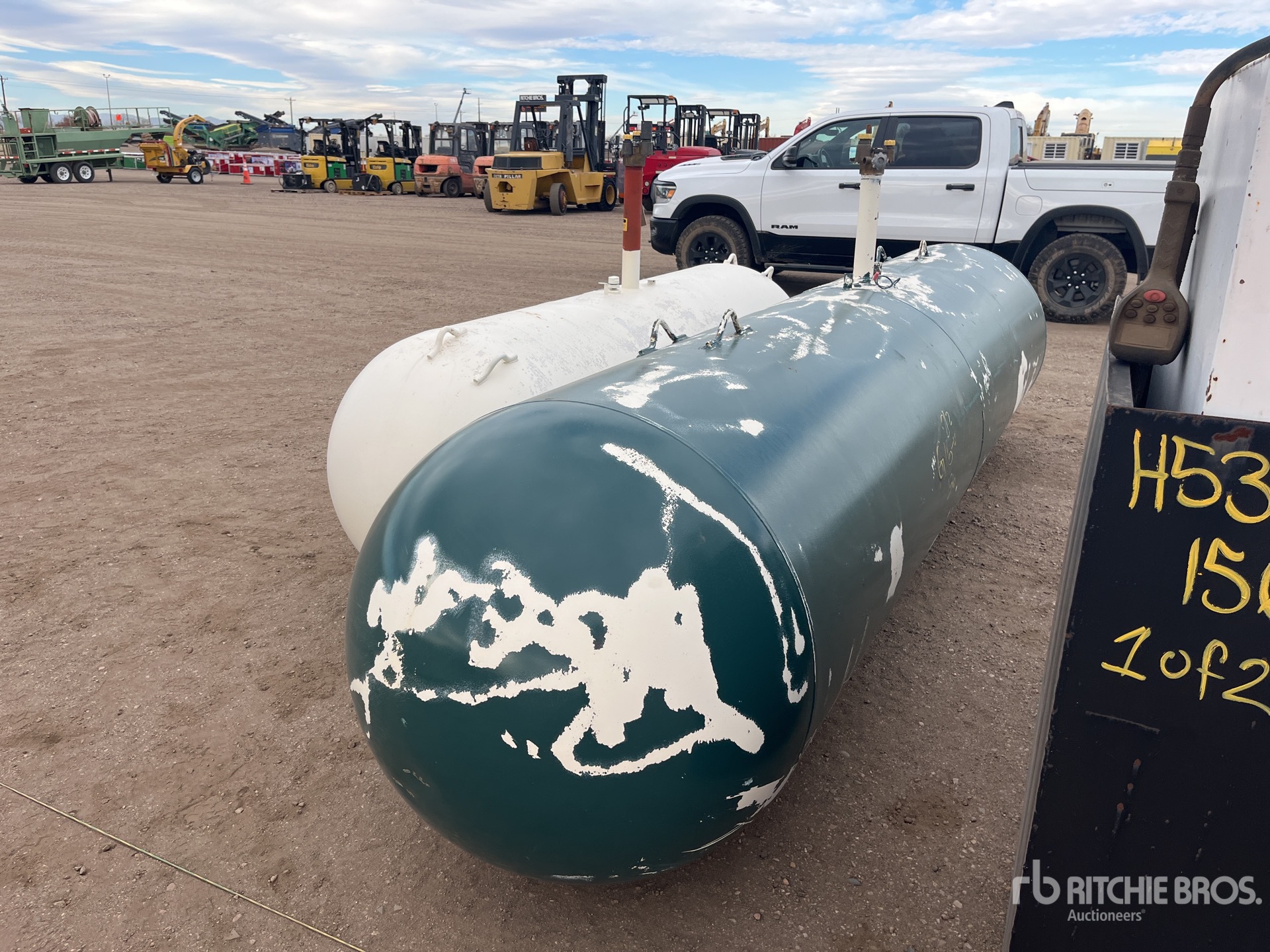 General Appearance with Bild, Ecke hinten links