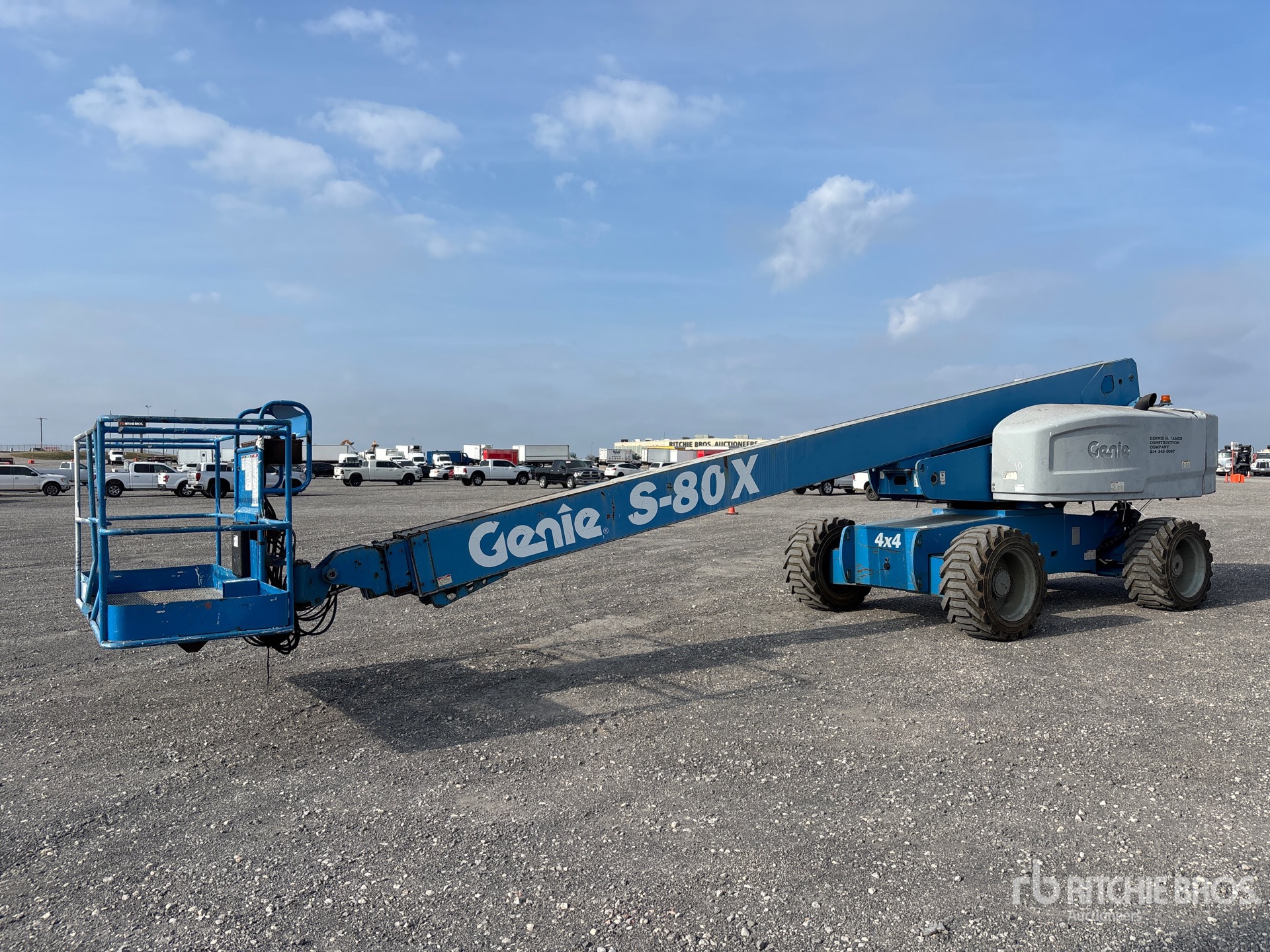 General Appearance with Image, coin avant gauche