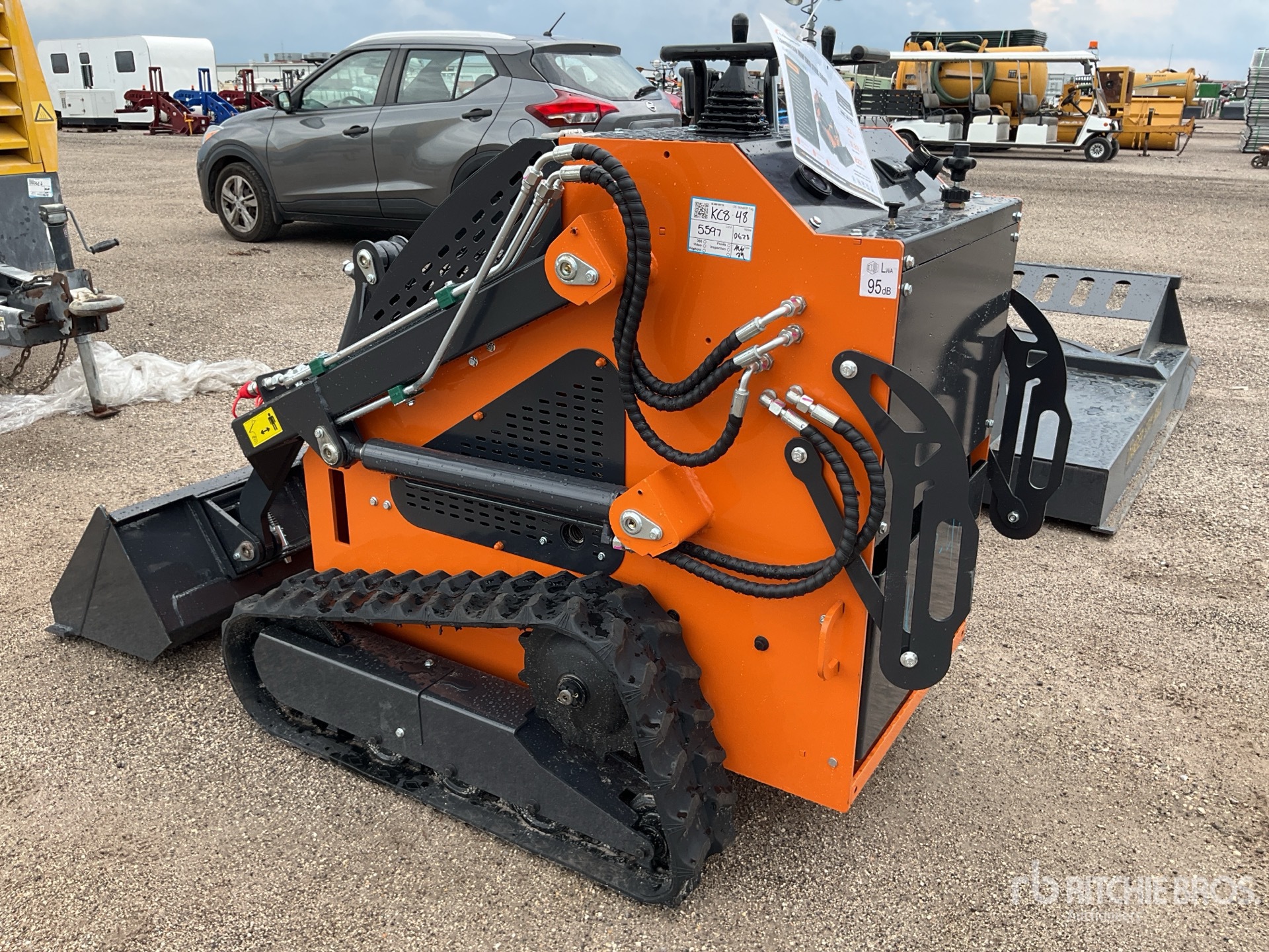 General Appearance with Bild, Ecke hinten links