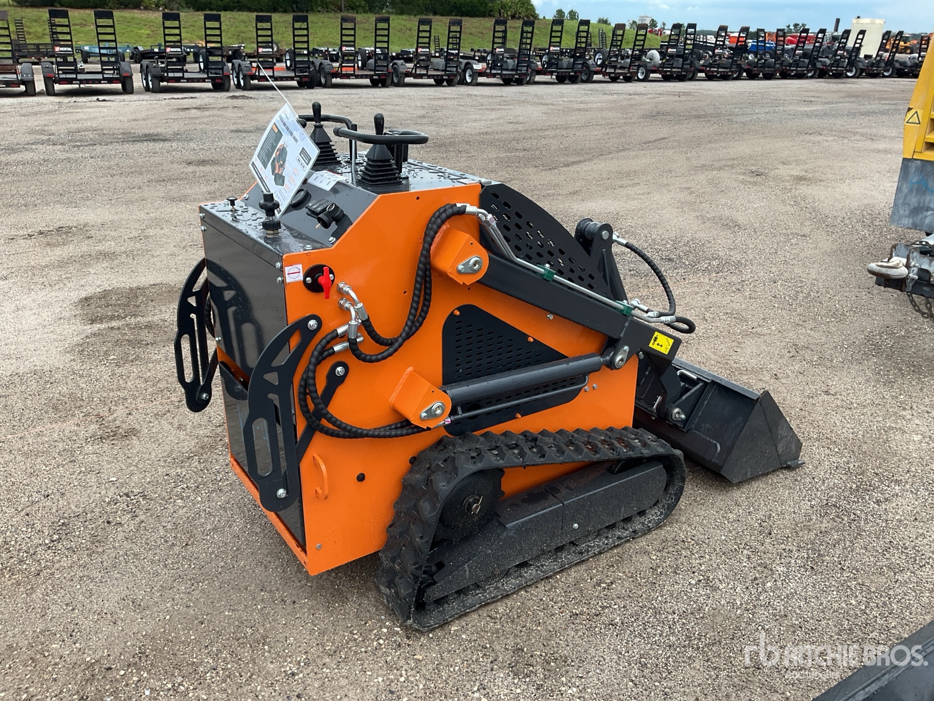 General Appearance with Bild, Ecke hinten rechts