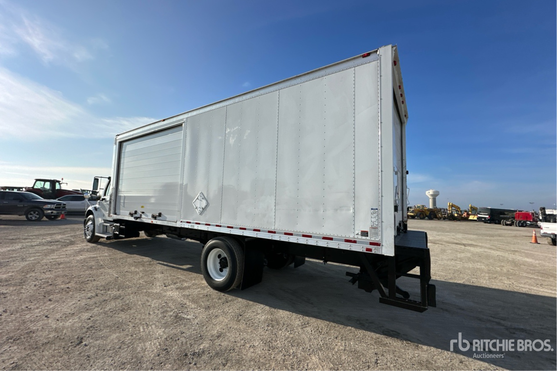 General Appearance with Imagen: esquina trasera izquierda