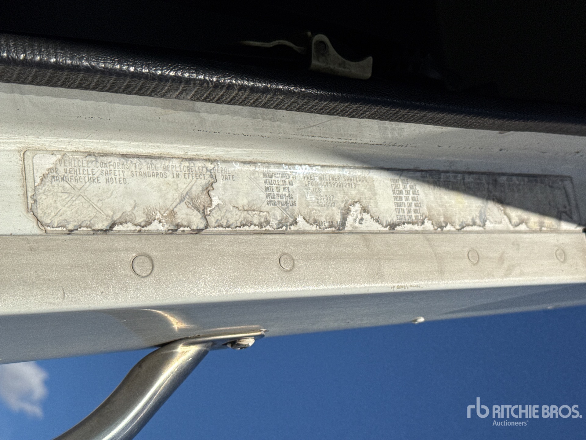 General Appearance with Numéro de série/Numéro d'identification du véhicule automobile