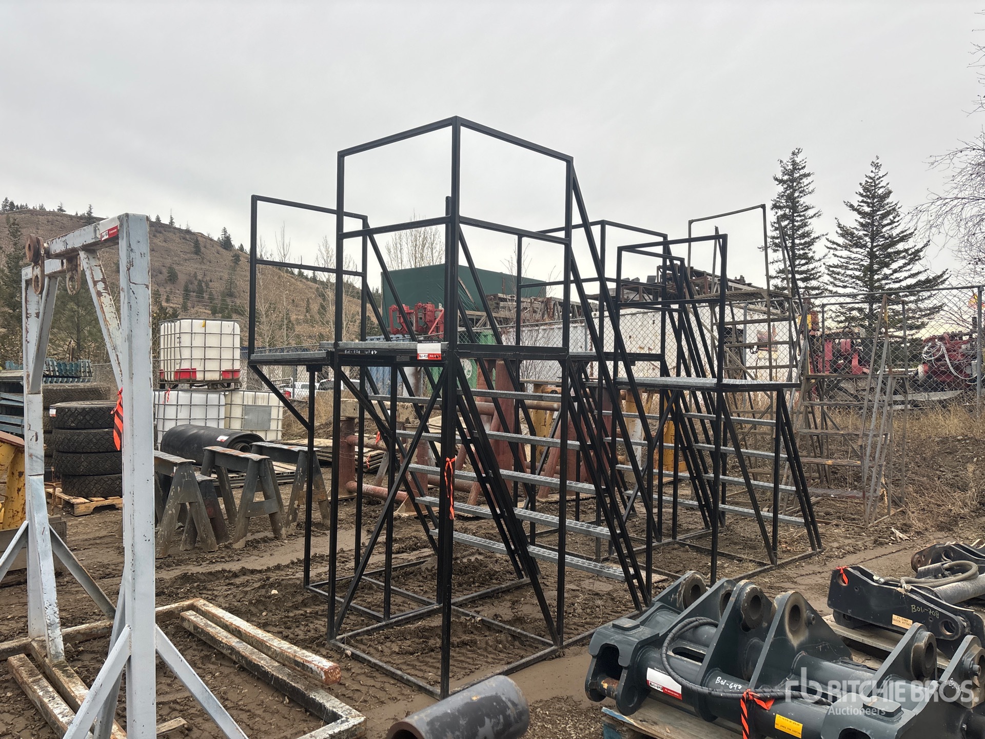 General Appearance with Foto, angolo anteriore sinistro