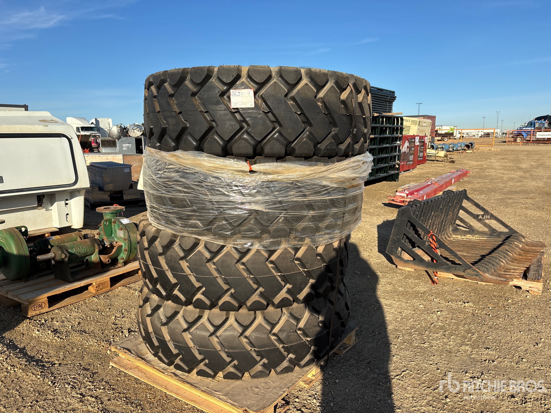 General Appearance with Bild, Ecke vorne rechts