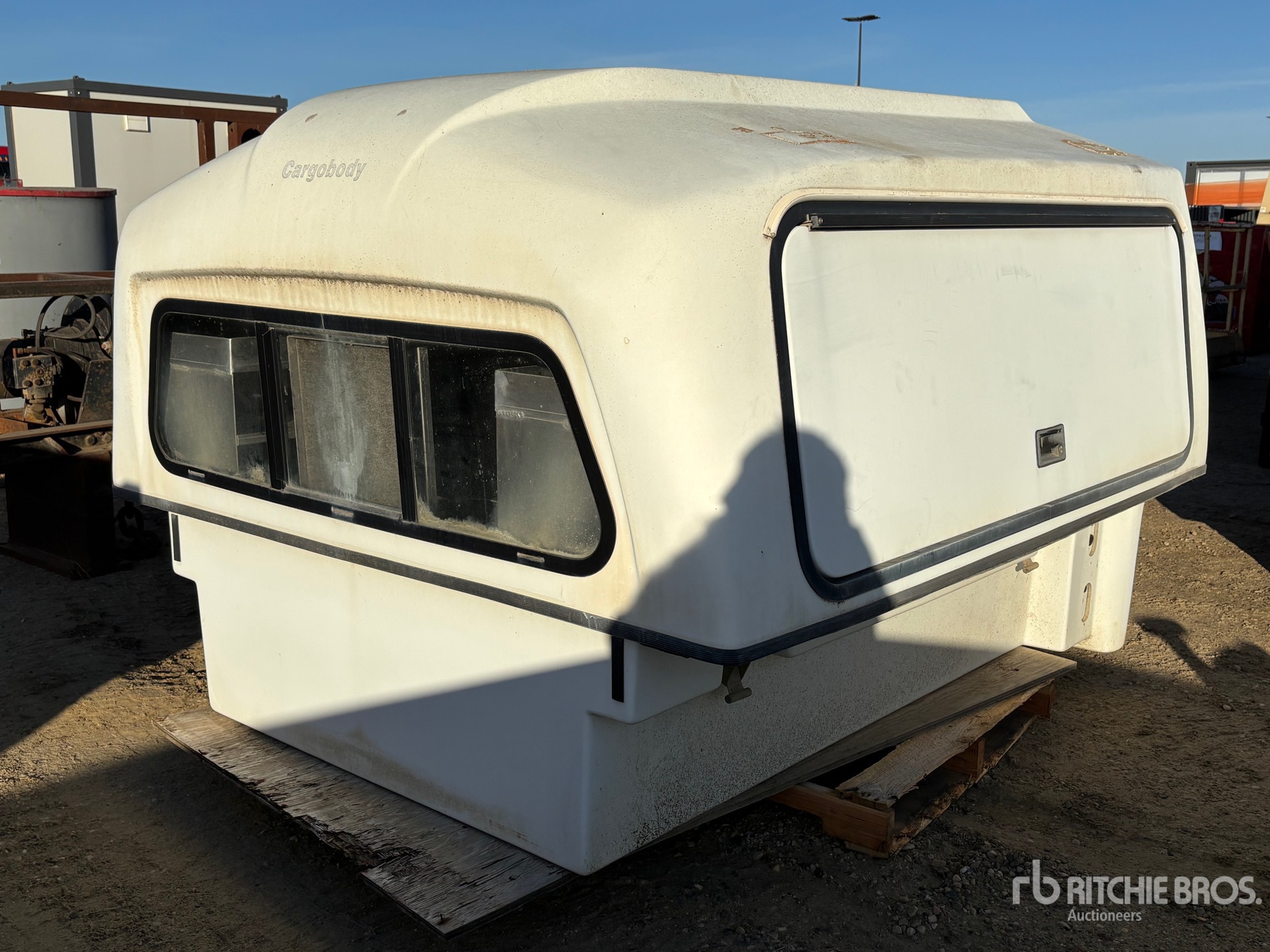 General Appearance with Imagen: esquina delantera izquierda