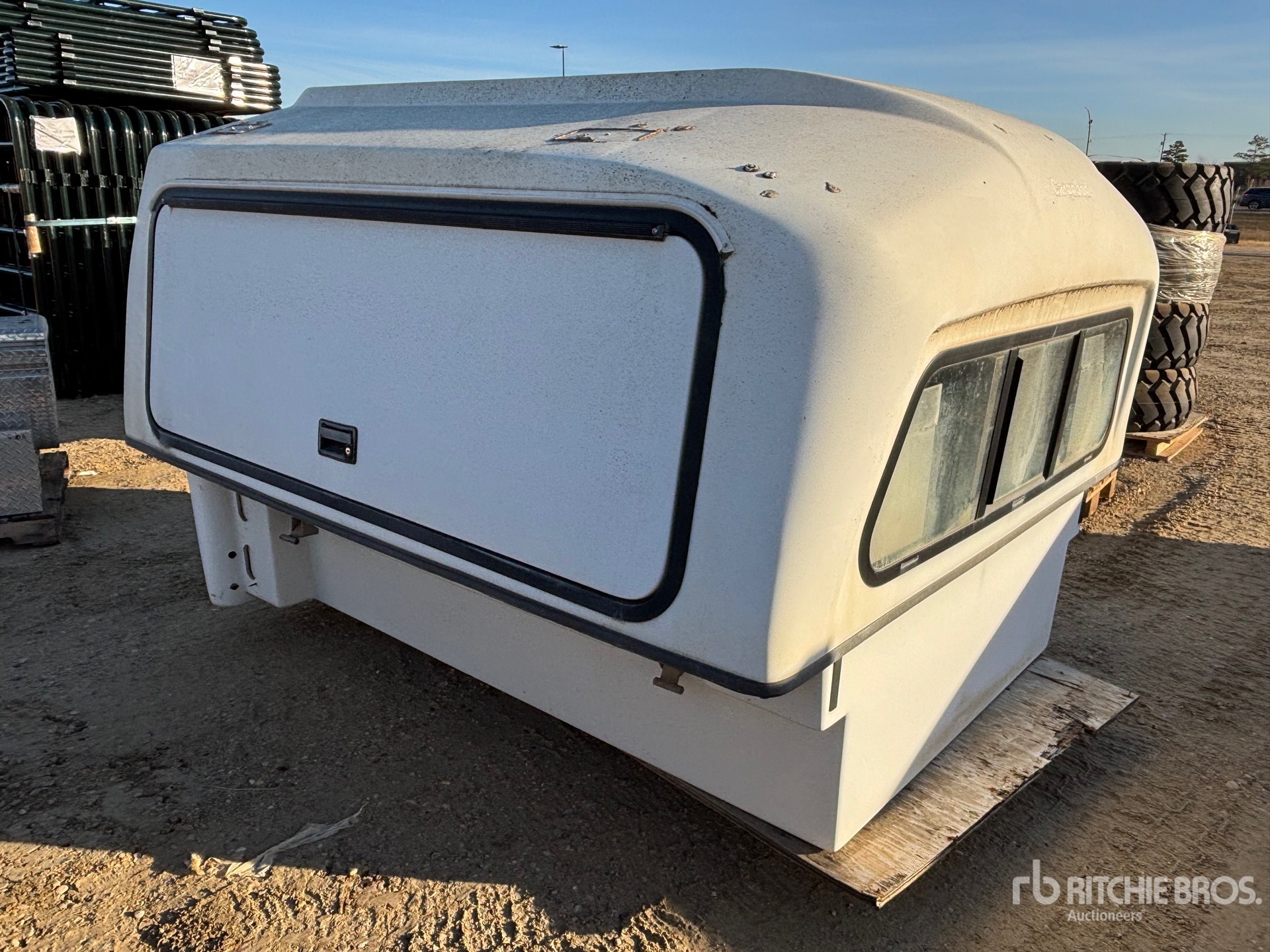 General Appearance with Imagen: esquina delantera derecha