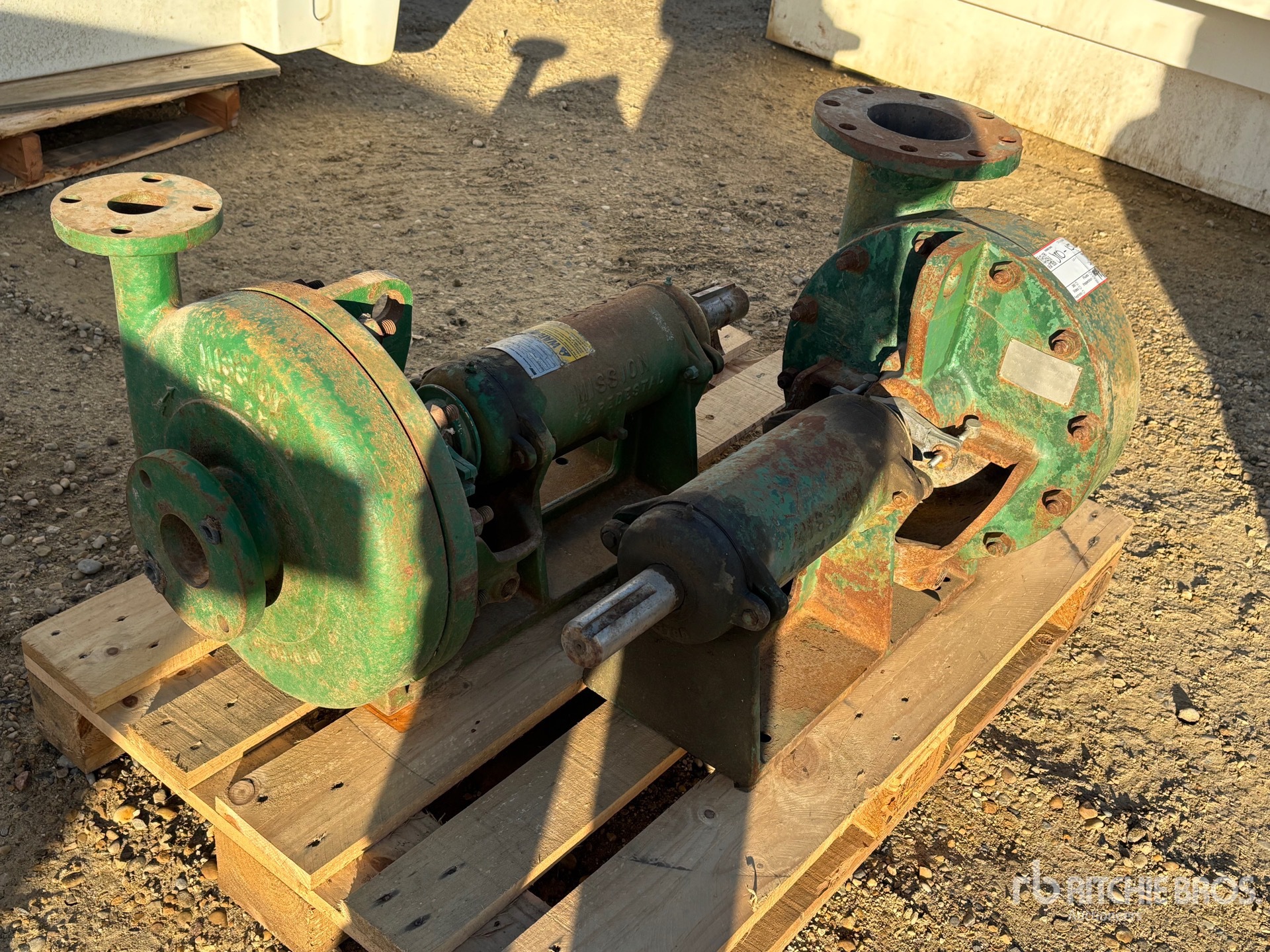 General Appearance with Bild, Ecke vorne rechts