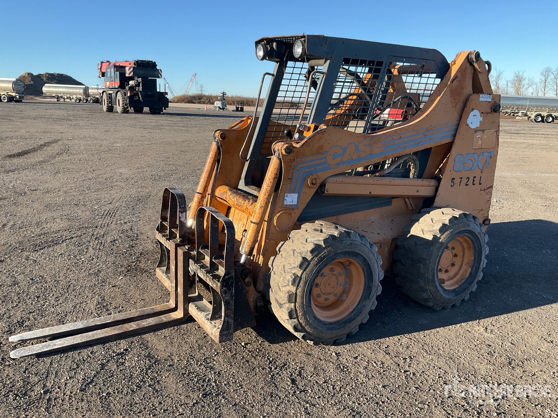 General Appearance with Image, coin avant gauche