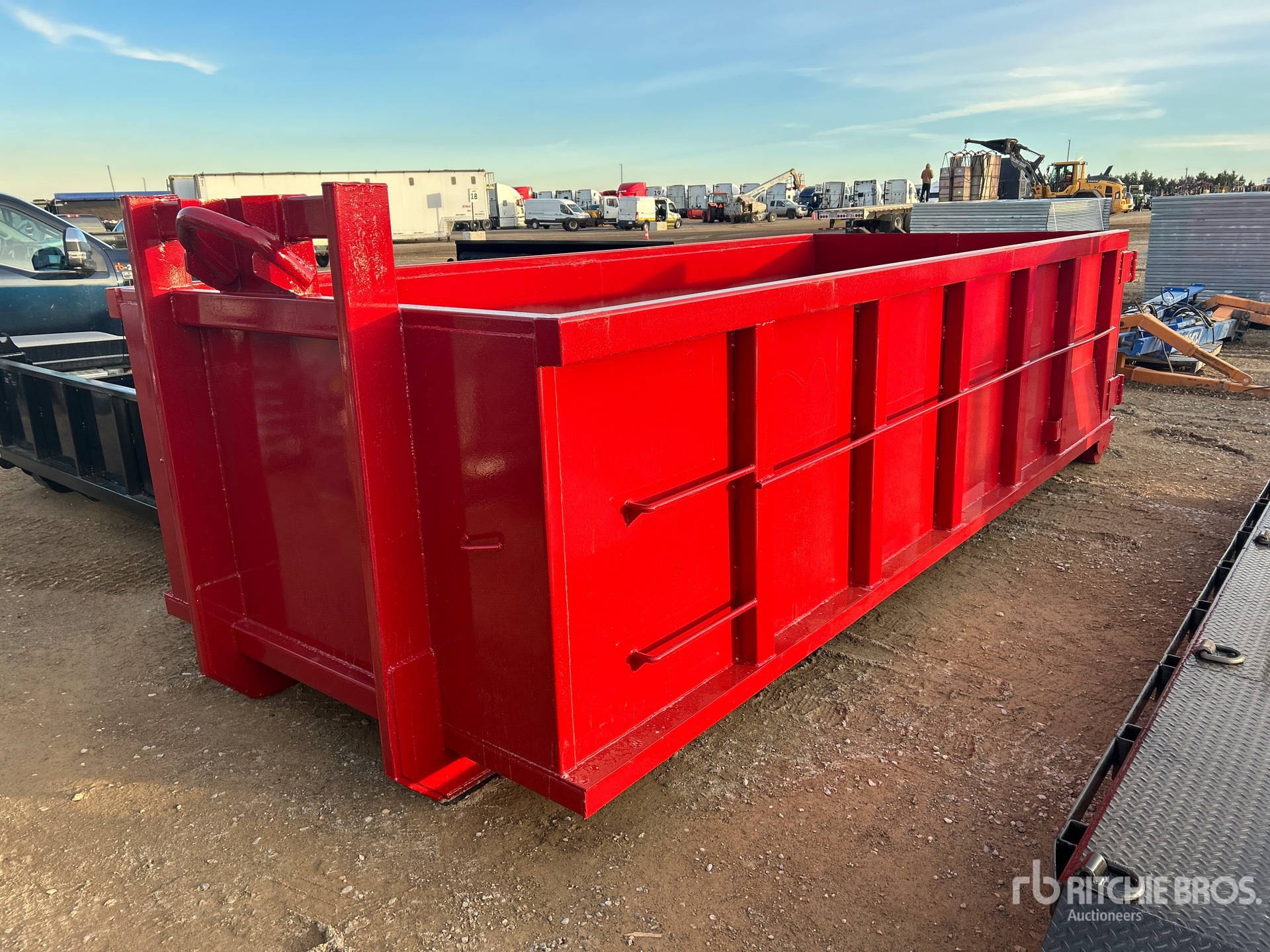 General Appearance with Bild, Ecke vorne links