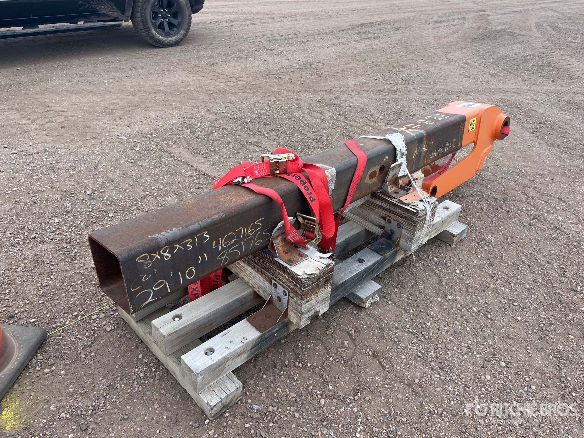 General Appearance with Bild, Ecke hinten links