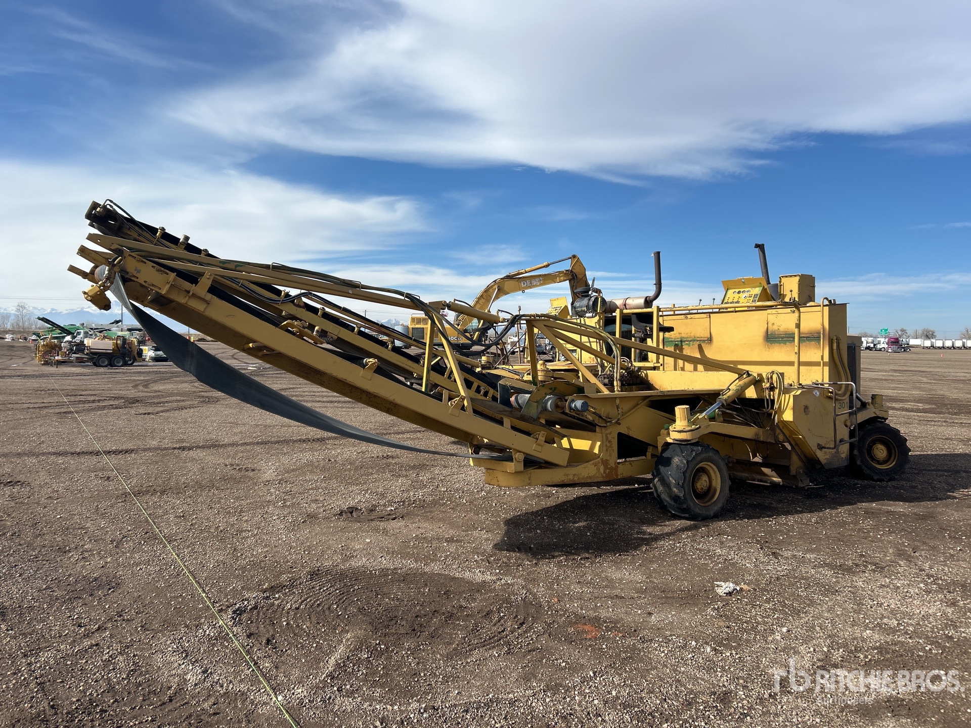 General Appearance with Featured Photo