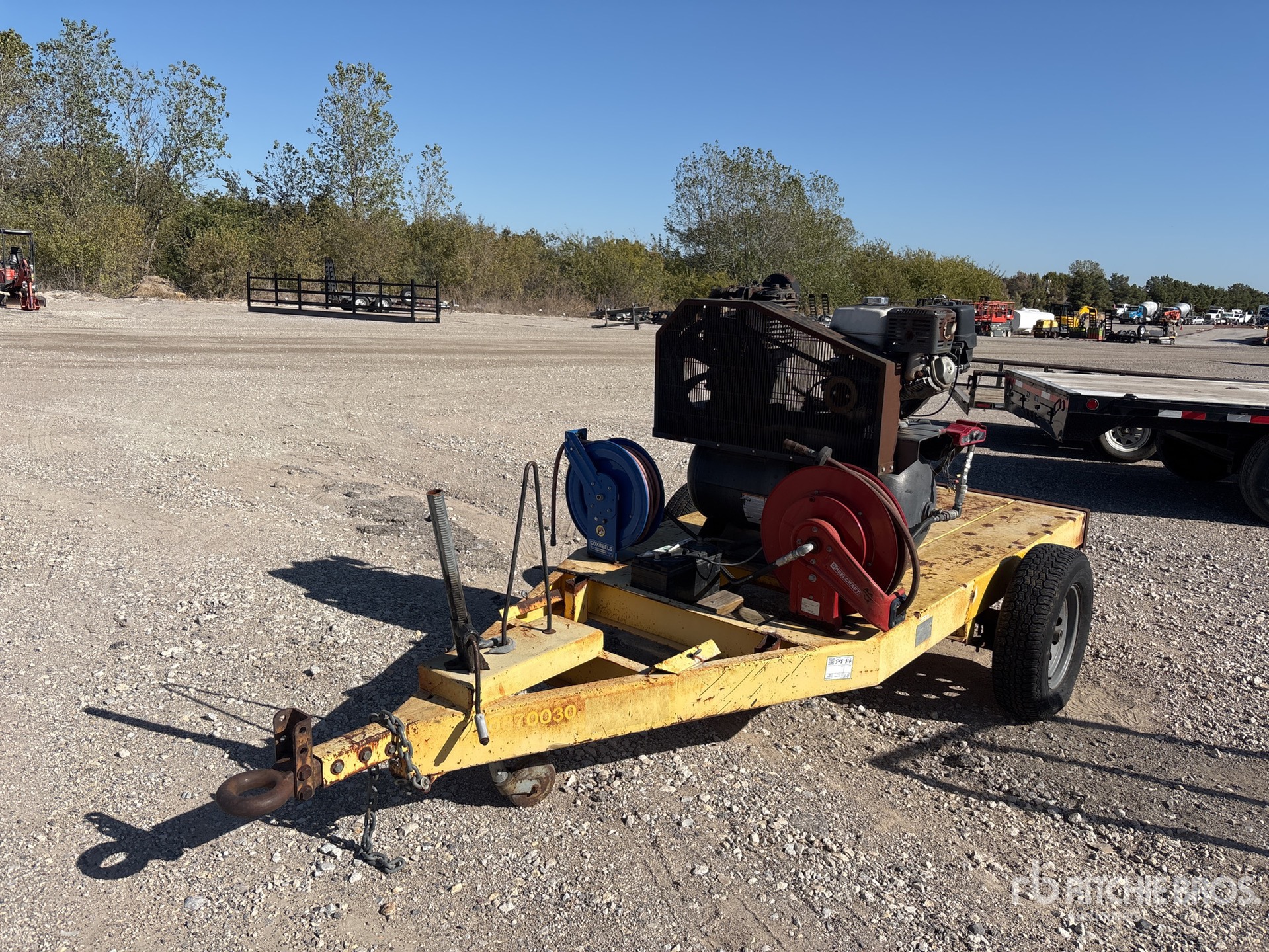 General Appearance with Featured Photo