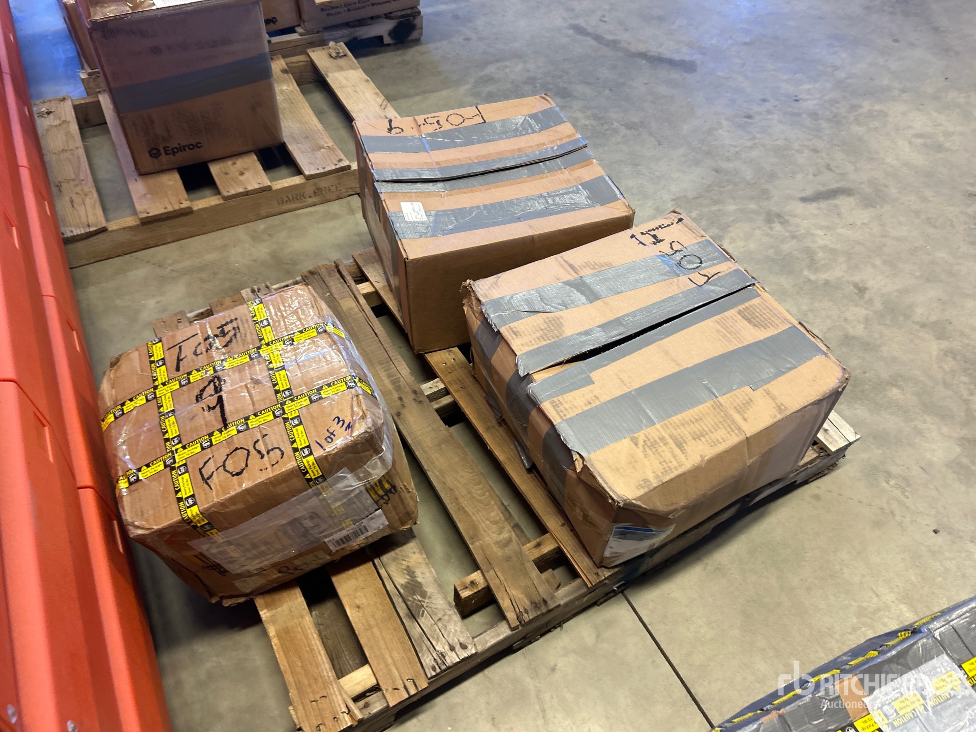 General Appearance with Foto, angolo anteriore sinistro