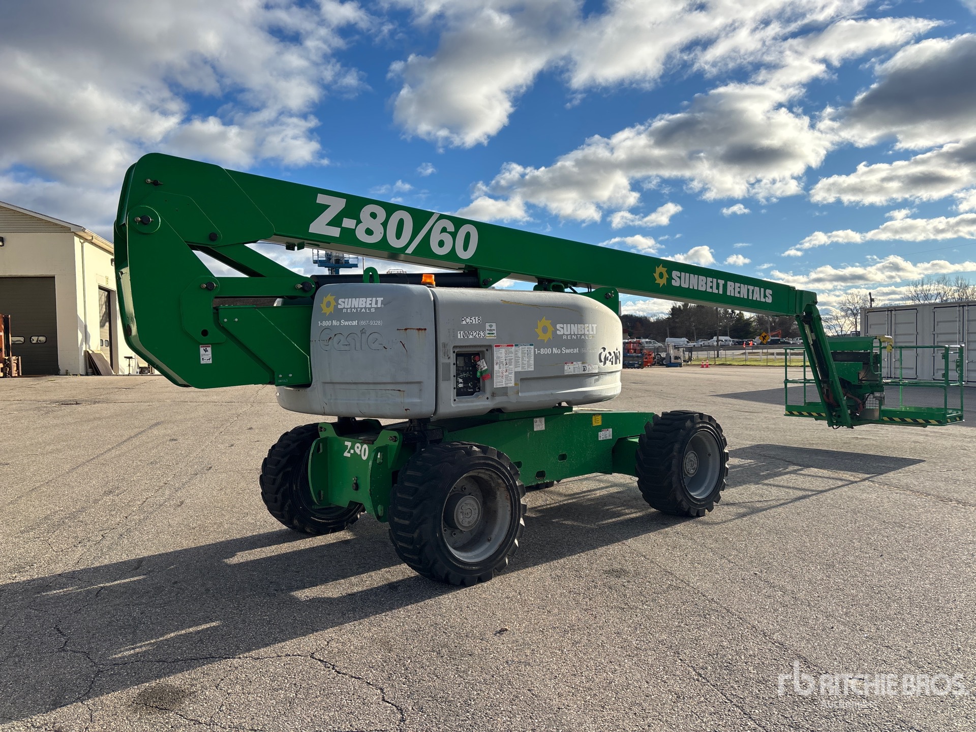 General Appearance with Imagen: esquina trasera derecha